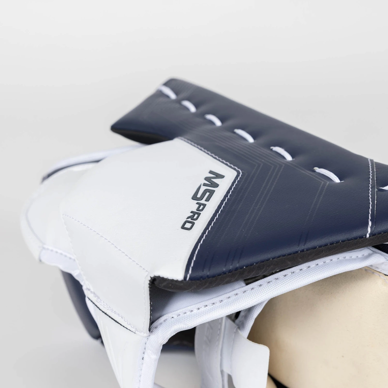 Bauer Supreme M5 Pro Senior Goalie Blocker - Image 7