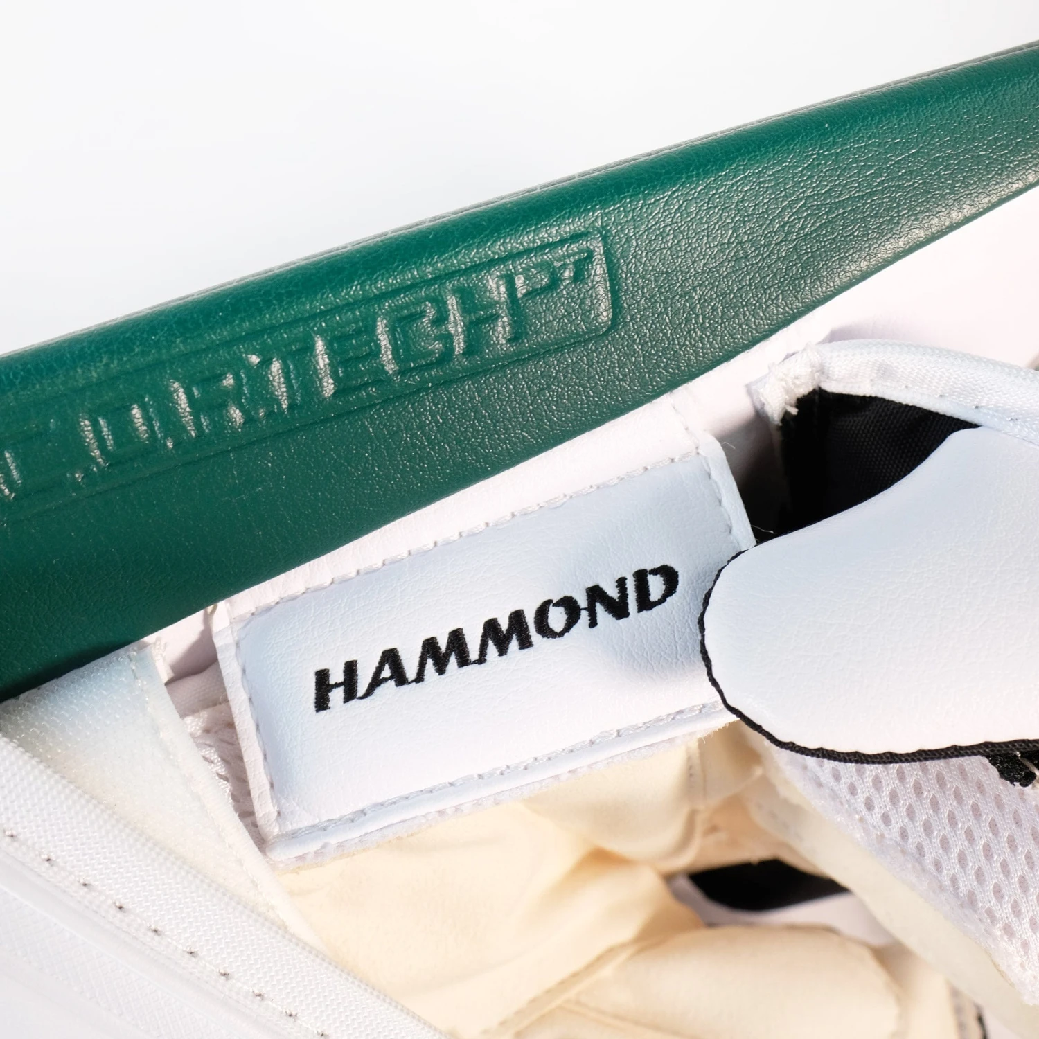 Bauer Vapor NHL Custom Senior Goalie Catcher & Blocker Set - Pro Stock - Andrew Hammond - Image 3