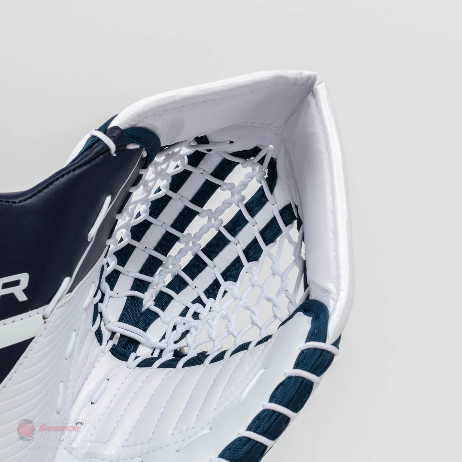 Bauer Supreme 3S Intermediate Goalie Catcher - Image 2