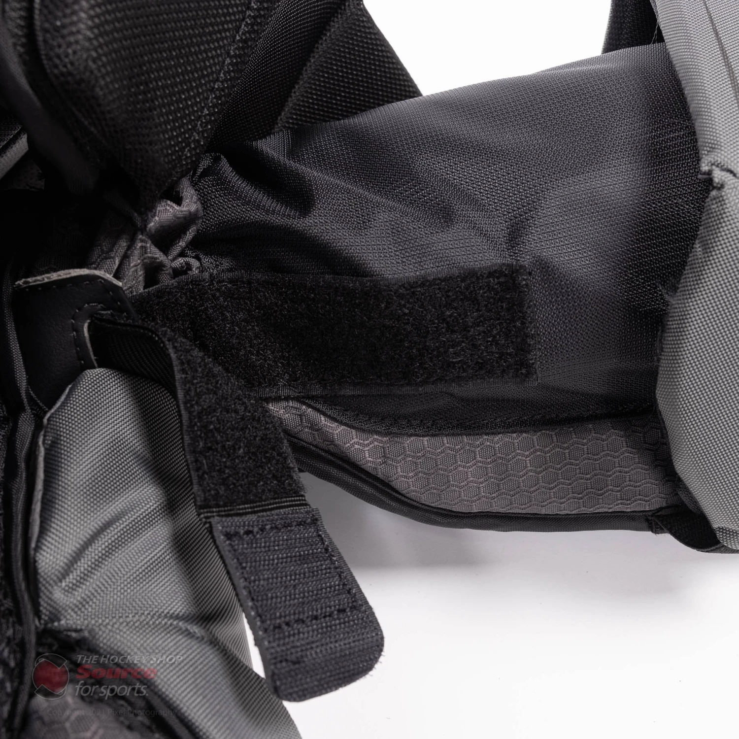 Bauer Vapor HyperLite Senior Chest & Arm Protector - Blue - Image 10