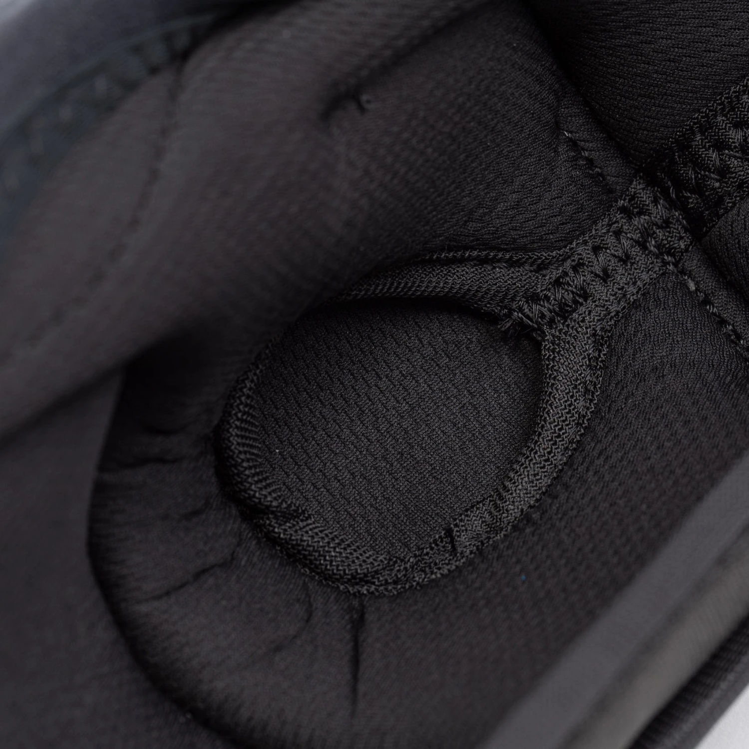 Bauer Supreme Matrix Intermediate Hockey Elbow Pads - Image 8