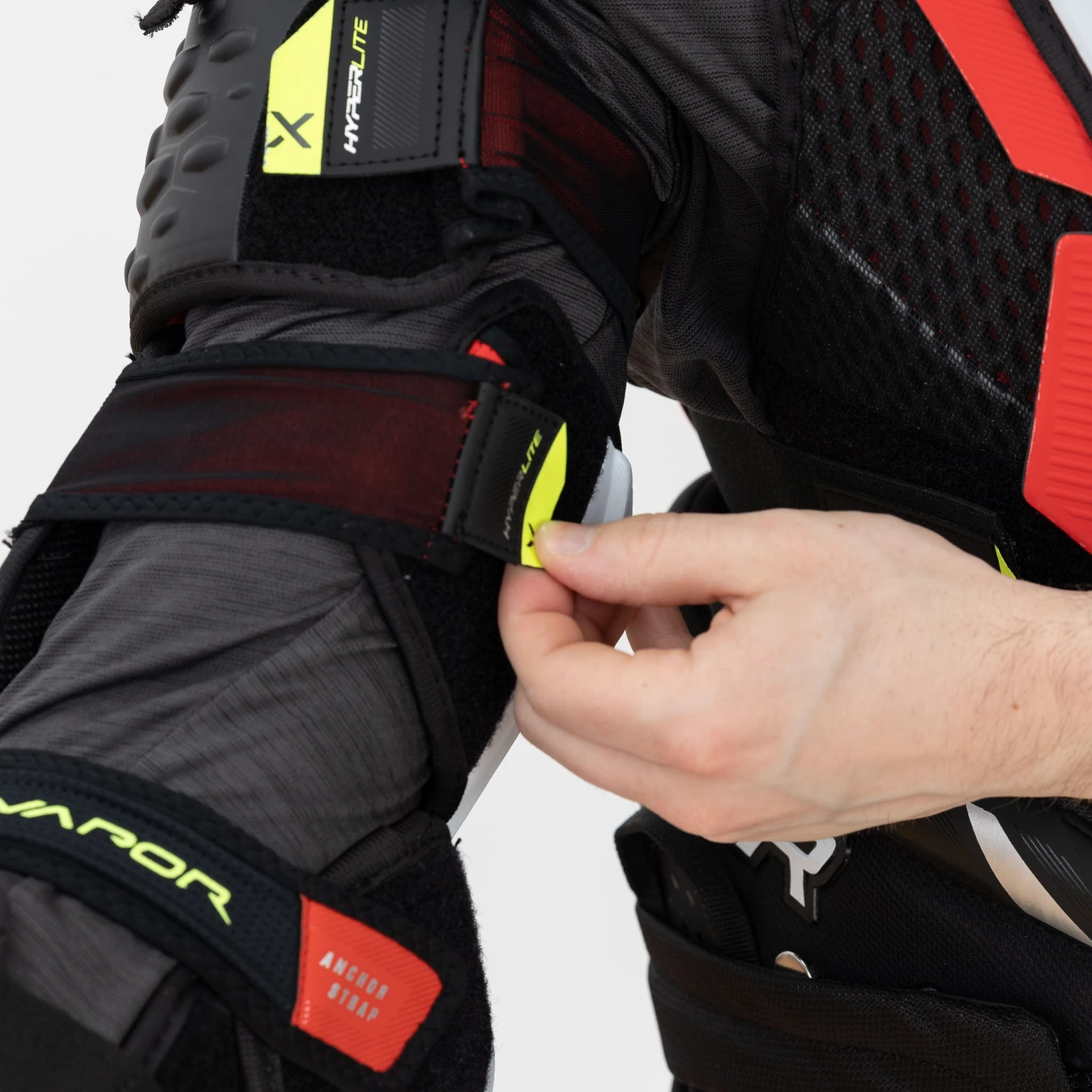 Bauer Vapor Hyperlite Intermediate Hockey Elbow Pads - Image 8