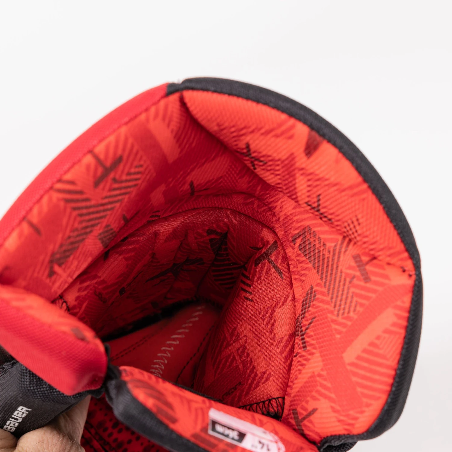 Bauer Vapor 3X Intermediate Hockey Gloves - Image 13