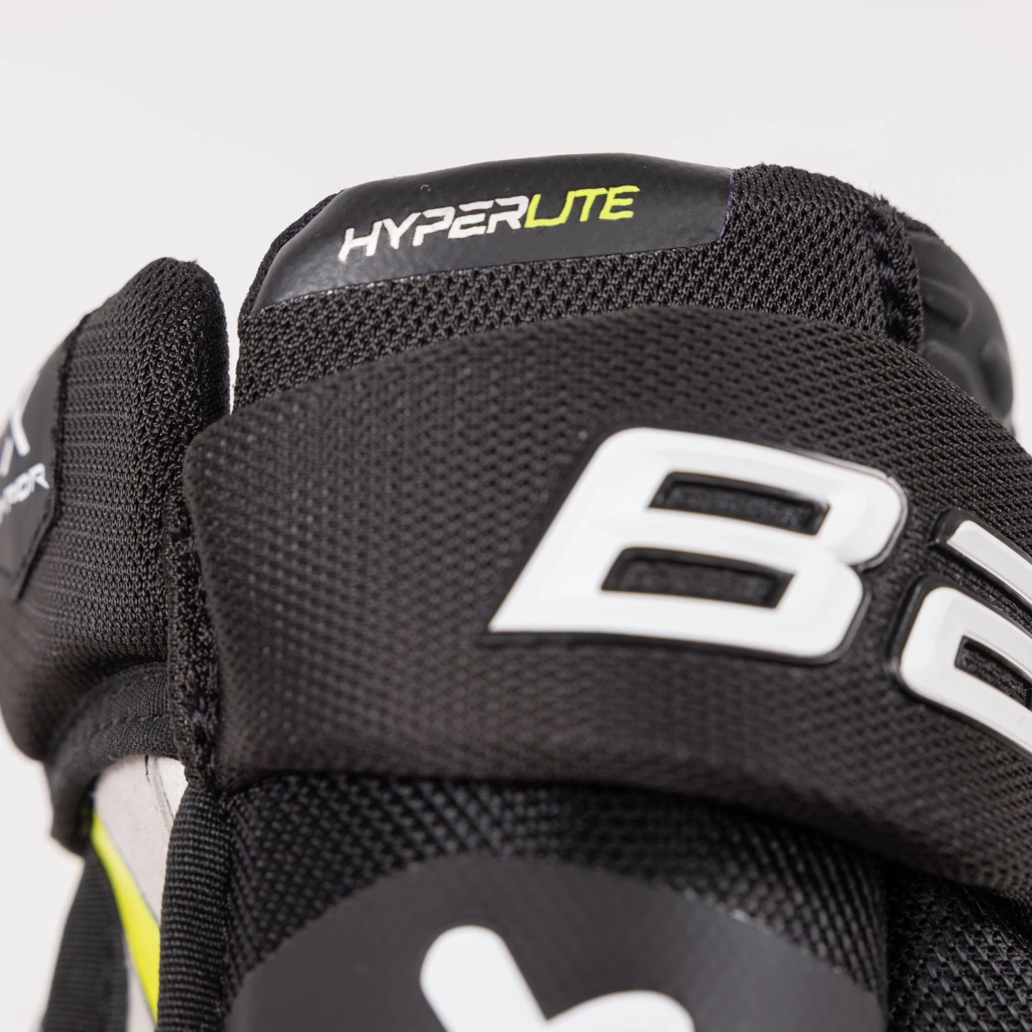 Bauer Vapor Hyperlite Junior Hockey Gloves - Image 6