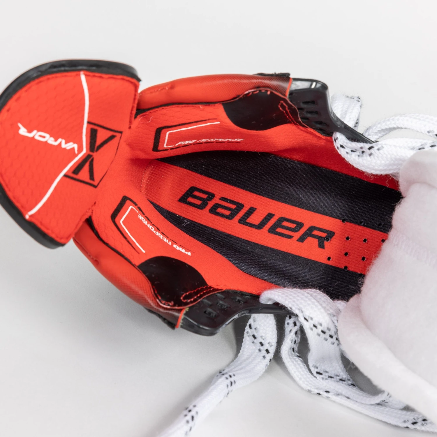 Bauer Vapor X5 Pro Junior Hockey Skates - Image 13
