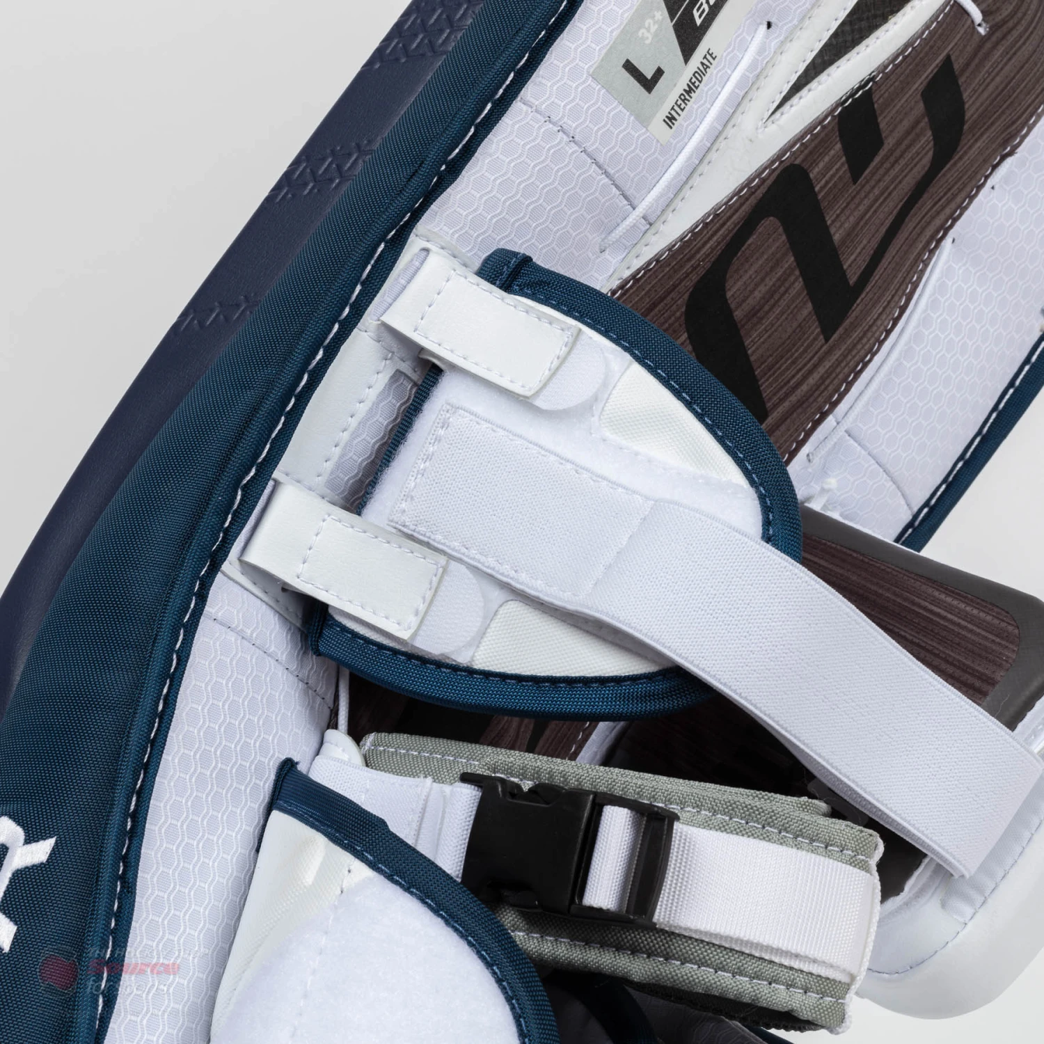 Bauer Supreme 3S Intermediate Goalie Leg Pads - Image 8