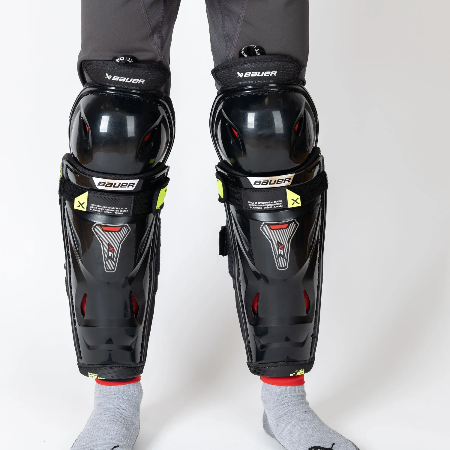 Bauer Vapor 3X Junior Hockey Shin Guards - Image 2