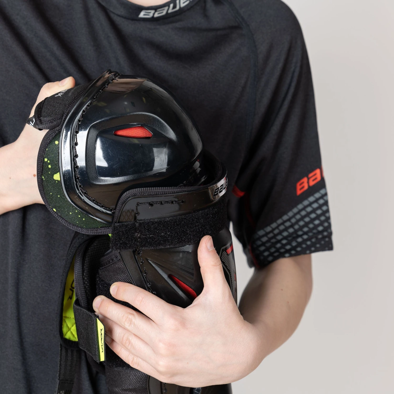 Bauer Vapor 3X Junior Hockey Shin Guards - Image 8