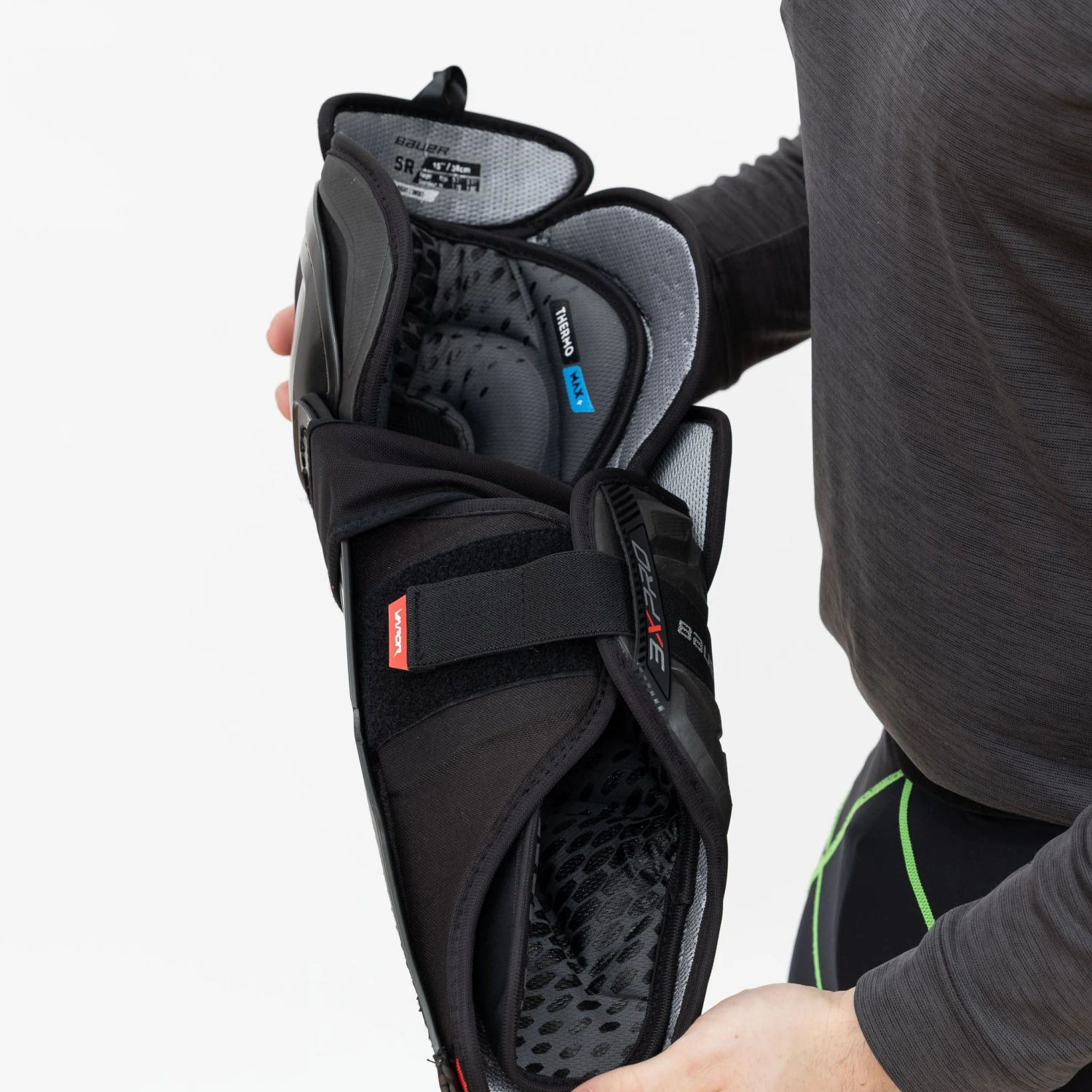 Bauer Vapor 3X Pro Senior Hockey Shin Guards - Image 9