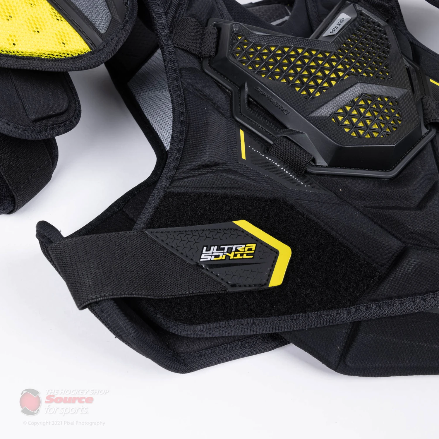 Bauer Supreme UltraSonic Intermediate Hockey Shoulder Pads - Image 2