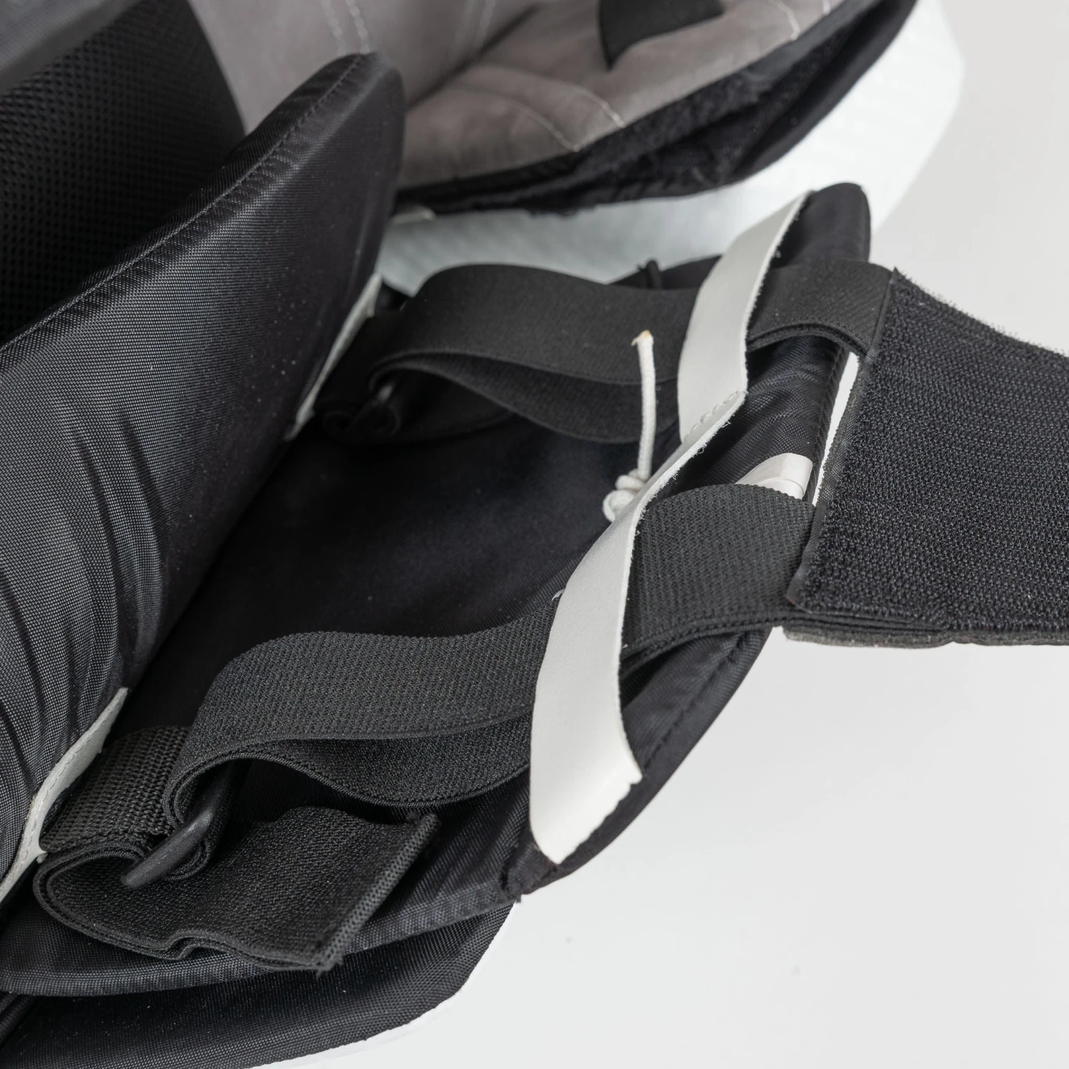 Brian's G-NETik X5 Junior Goalie Leg Pads - Image 16