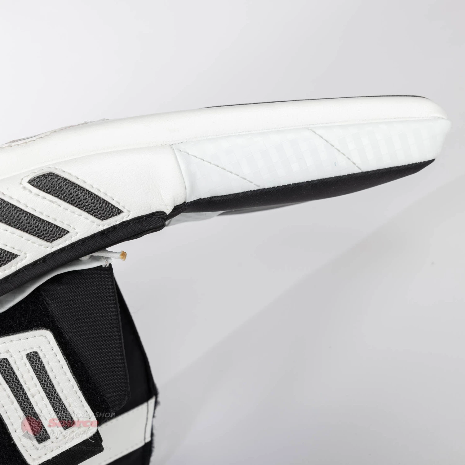 Brian's OPTiK X2 Intermediate Goalie Leg Pads - Image 7