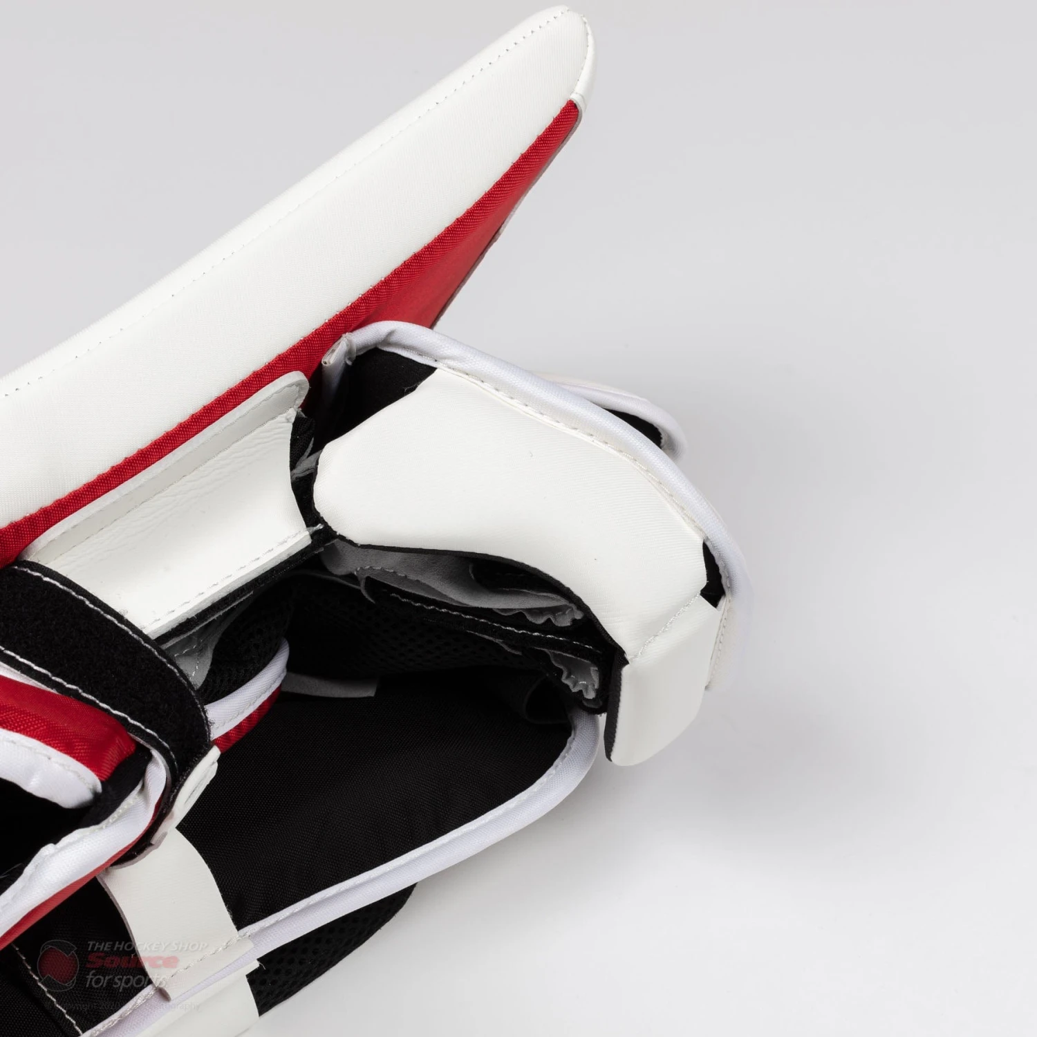 CCM Axis A1.9 Senior Goalie Blocker - Image 6