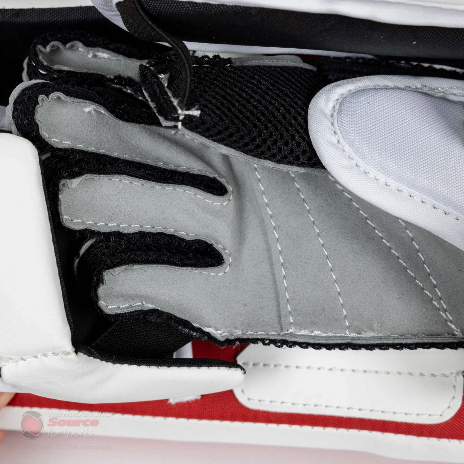 CCM Extreme Flex E5.5 Youth Goalie Blocker - Image 8