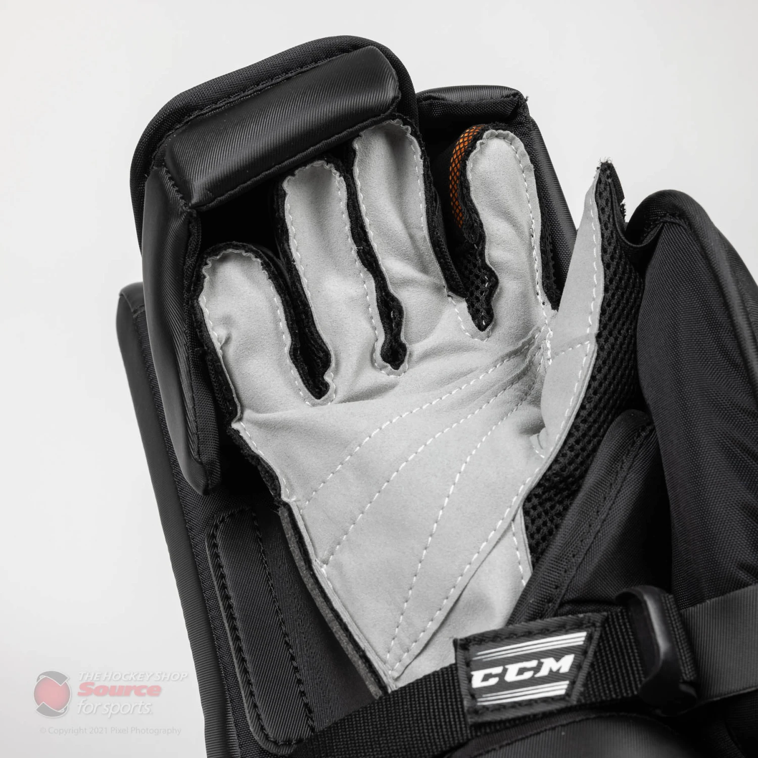 CCM Extreme Flex E5.9 Senior Goalie Blocker - Source Exclusive - Image 7