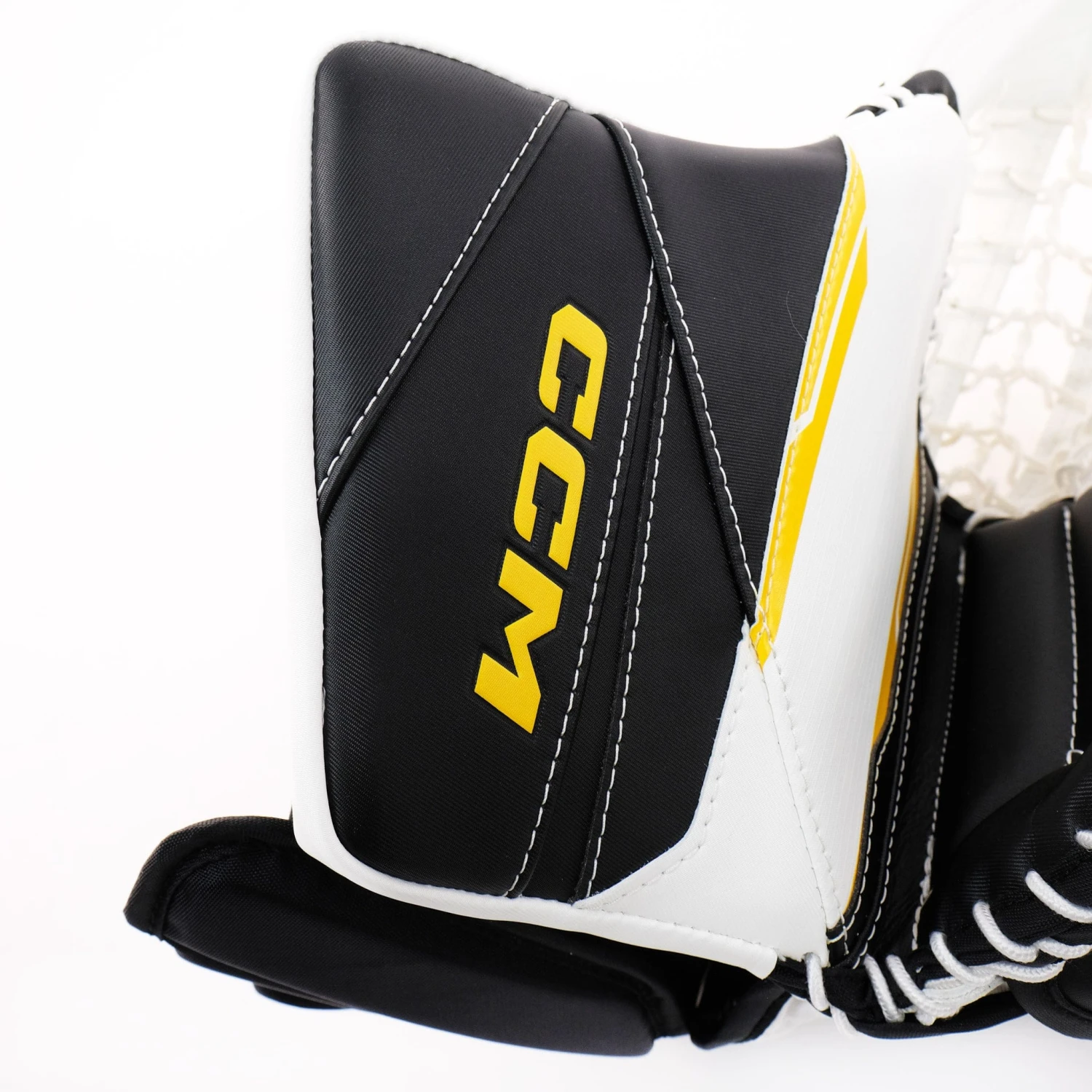CCM Axis 2.9 Senior Goalie Catcher - Image 16