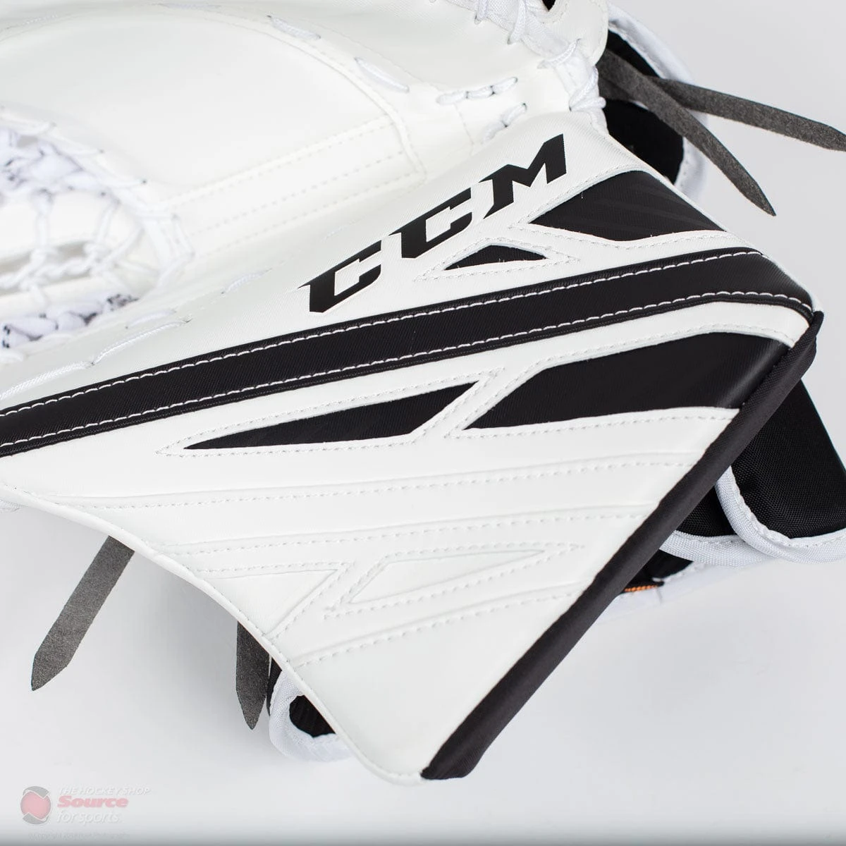 CCM Extreme Flex E4.9 Senior Goalie Catcher - Source Exclusive - Image 7