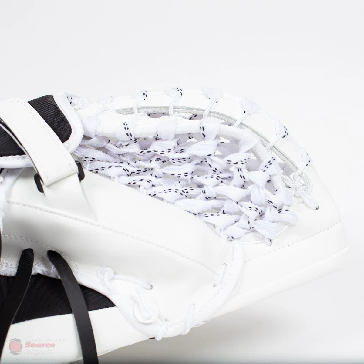 CCM Extreme Flex E4.9 Senior Goalie Catcher - Source Exclusive - Image 6