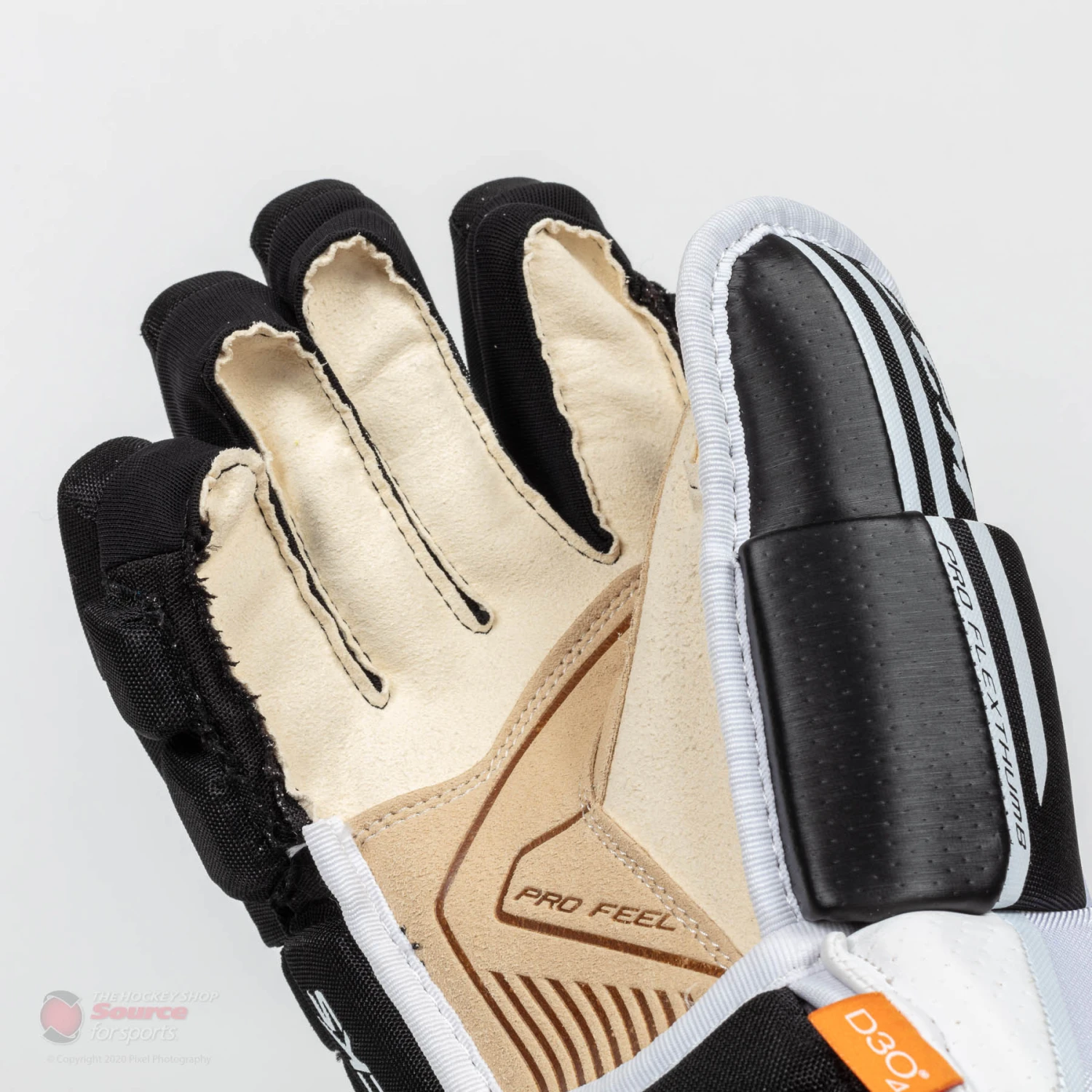 CCM Tacks 4R Pro² Senior Hockey Gloves - Image 7