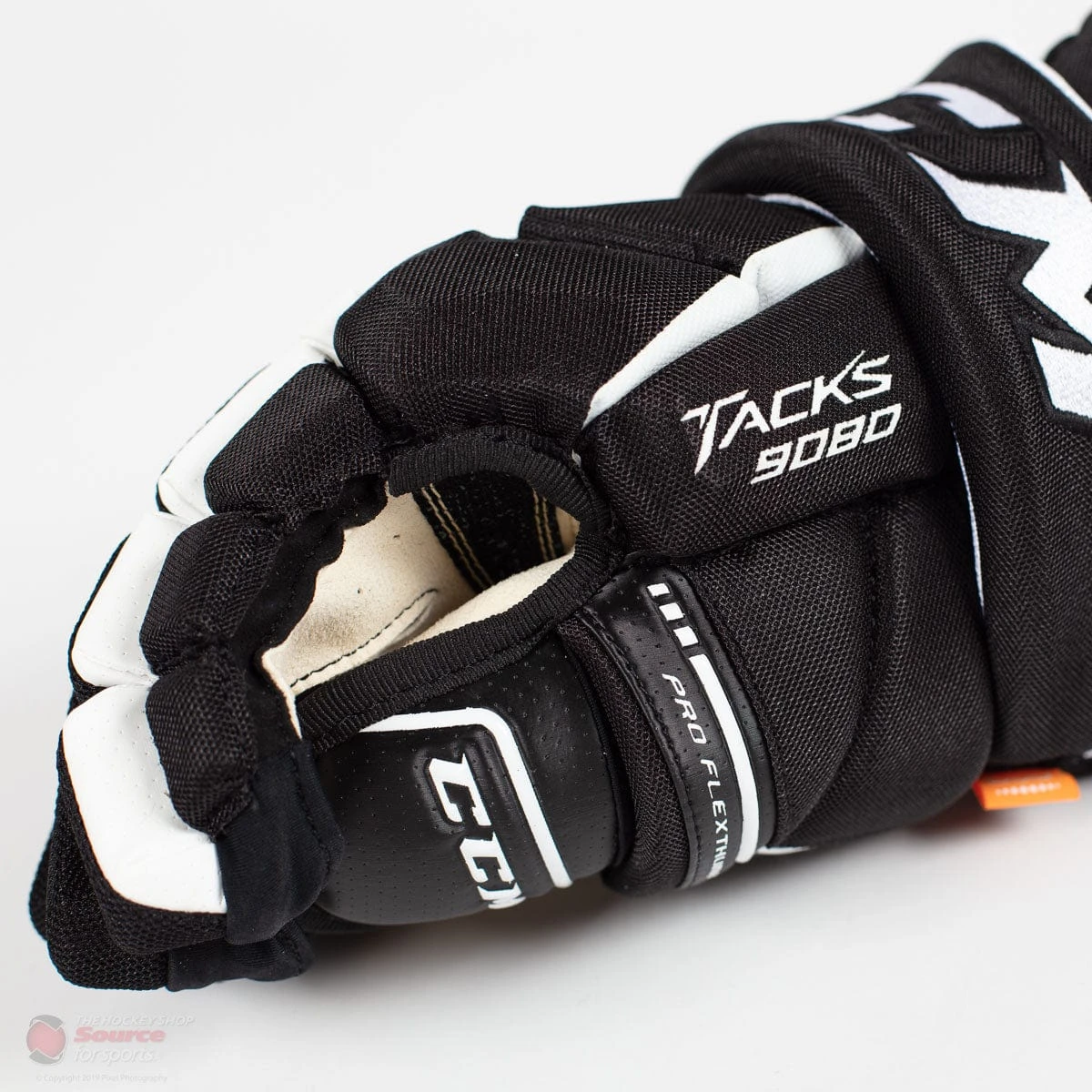 CCM Tacks 9080 Junior Hockey Gloves - Image 2