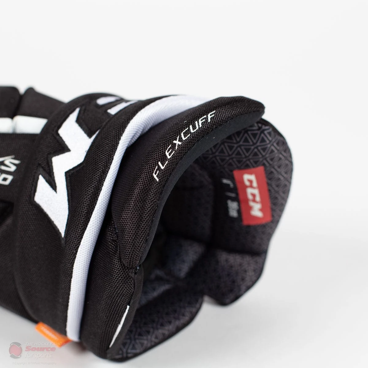 CCM Tacks 9080 Junior Hockey Gloves - Image 4