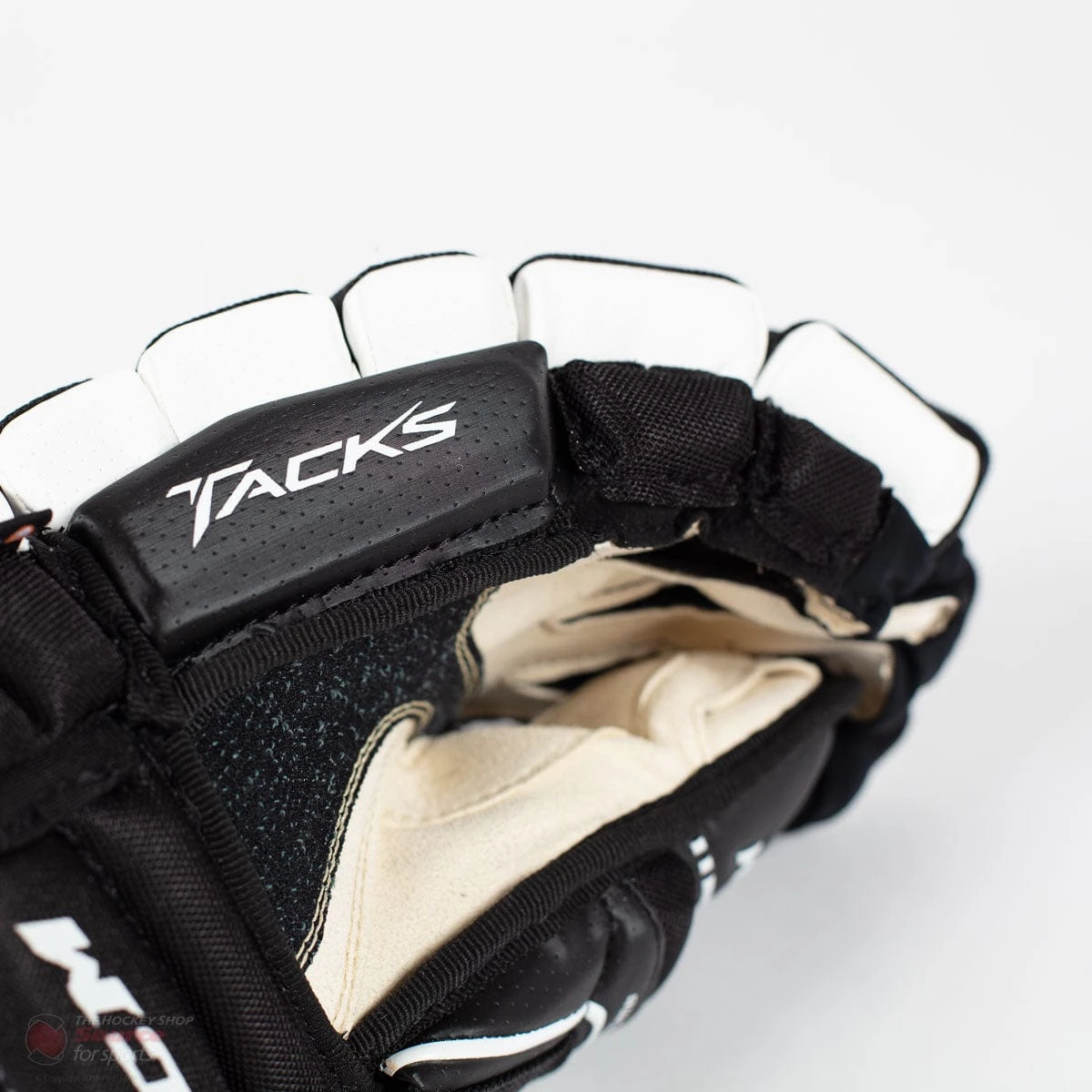 CCM Tacks 9080 Junior Hockey Gloves - Image 7