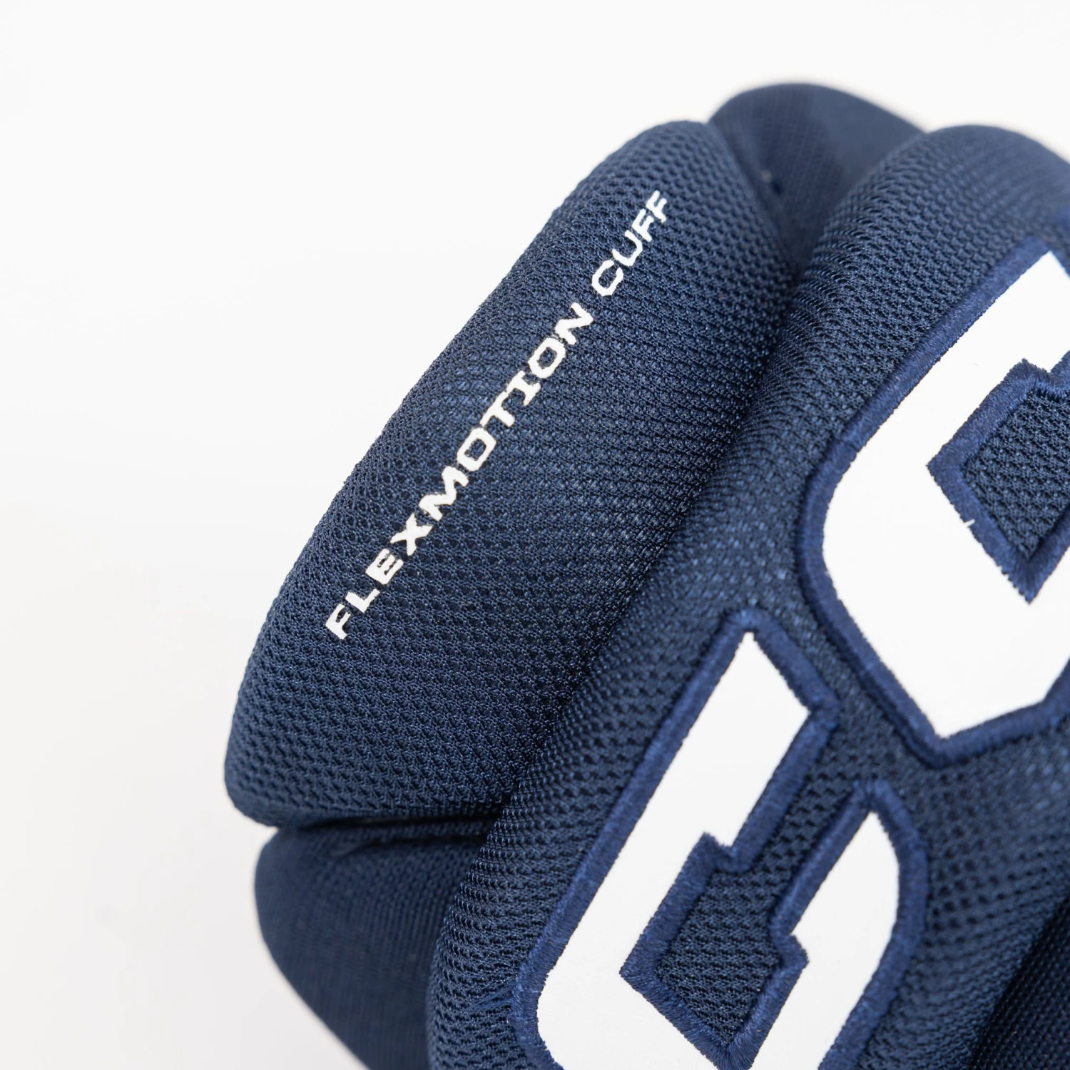 CCM Tacks AS580 Junior Hockey Gloves - Image 4