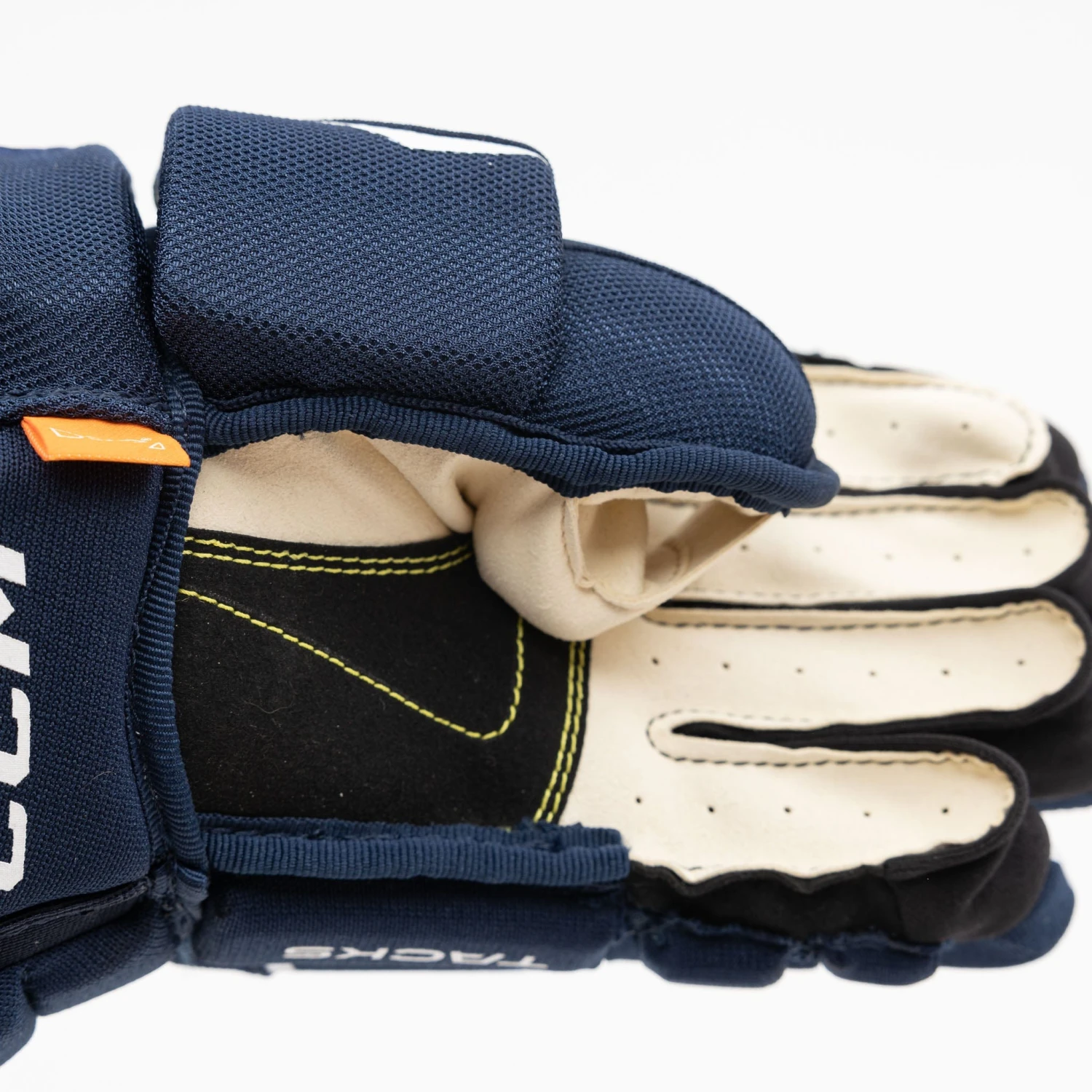 CCM Tacks AS580 Junior Hockey Gloves - Image 10