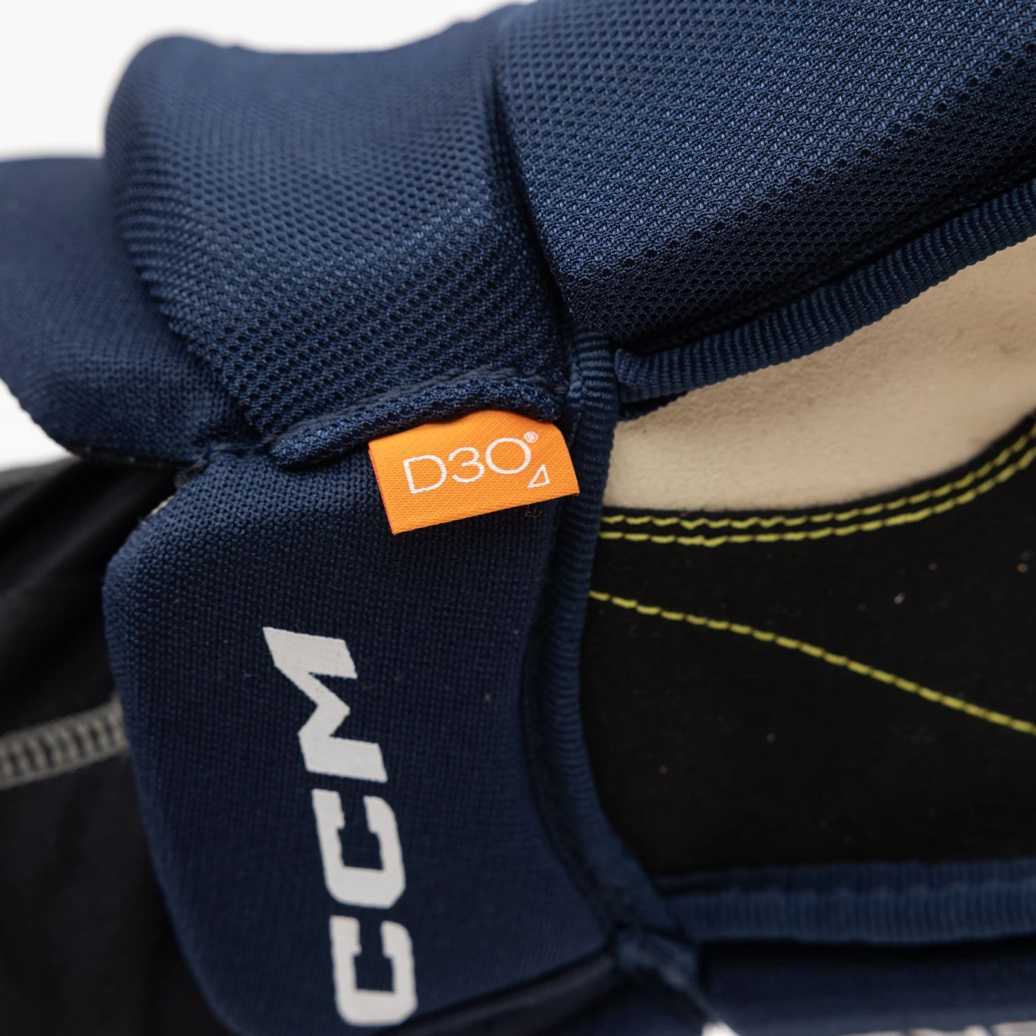 CCM Tacks AS580 Senior Hockey Gloves - Image 13