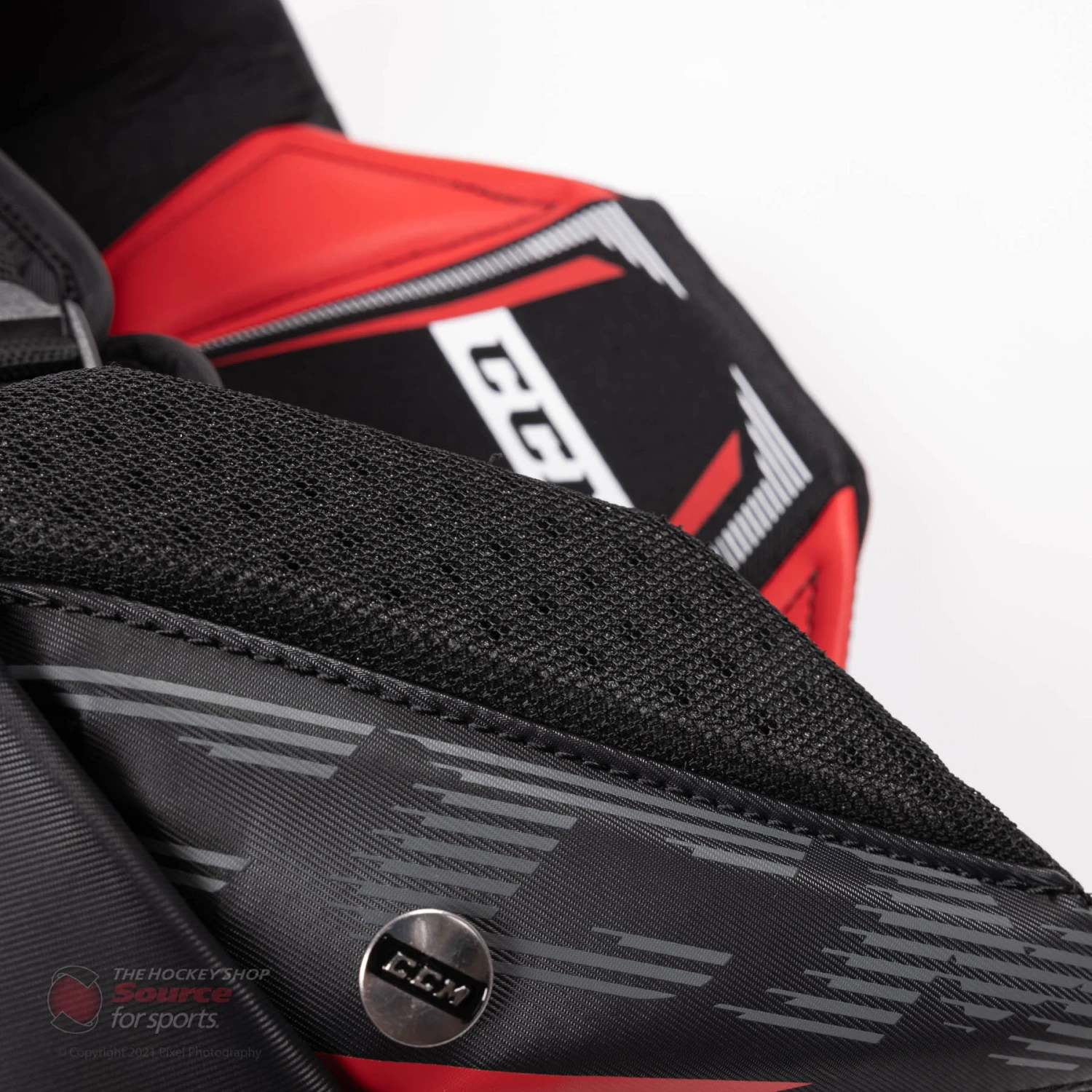 CCM 1.9 Intermediate Goalie Pants - Image 6