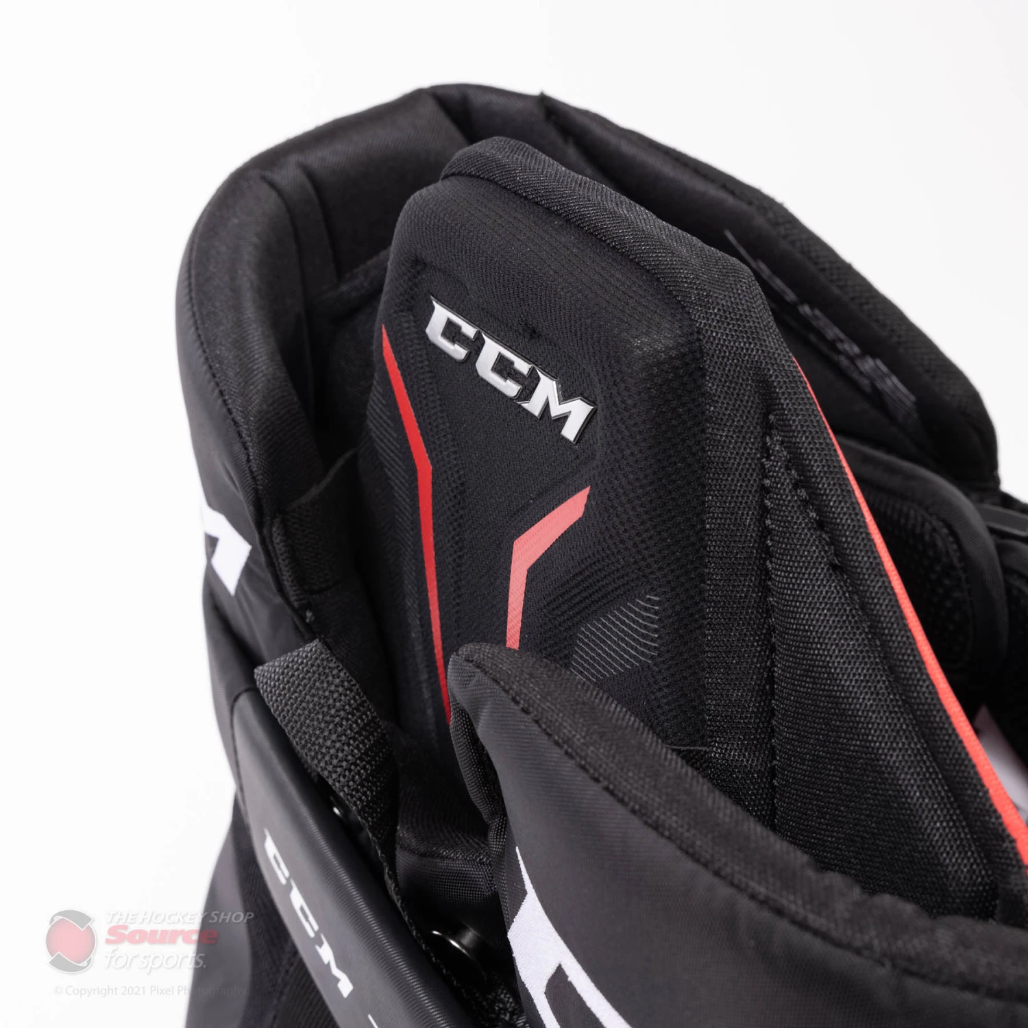 CCM 1.9 Intermediate Goalie Pants - Image 7