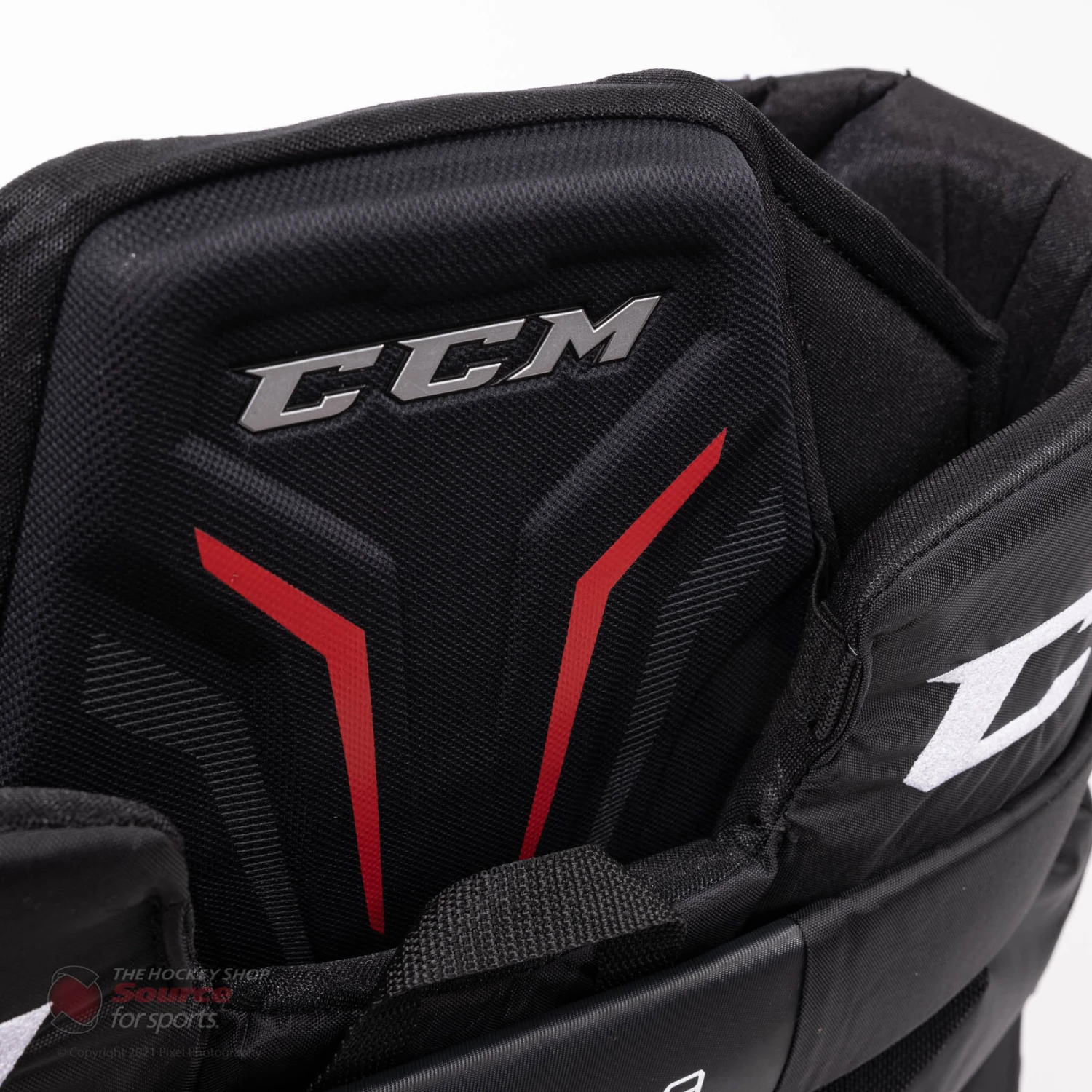 CCM 1.9 Senior Goalie Pants - Image 8