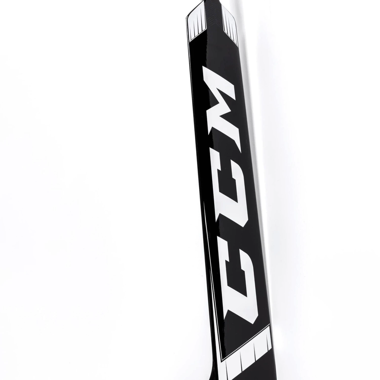 CCM Axis 1.5 Junior Goalie Stick - Image 10