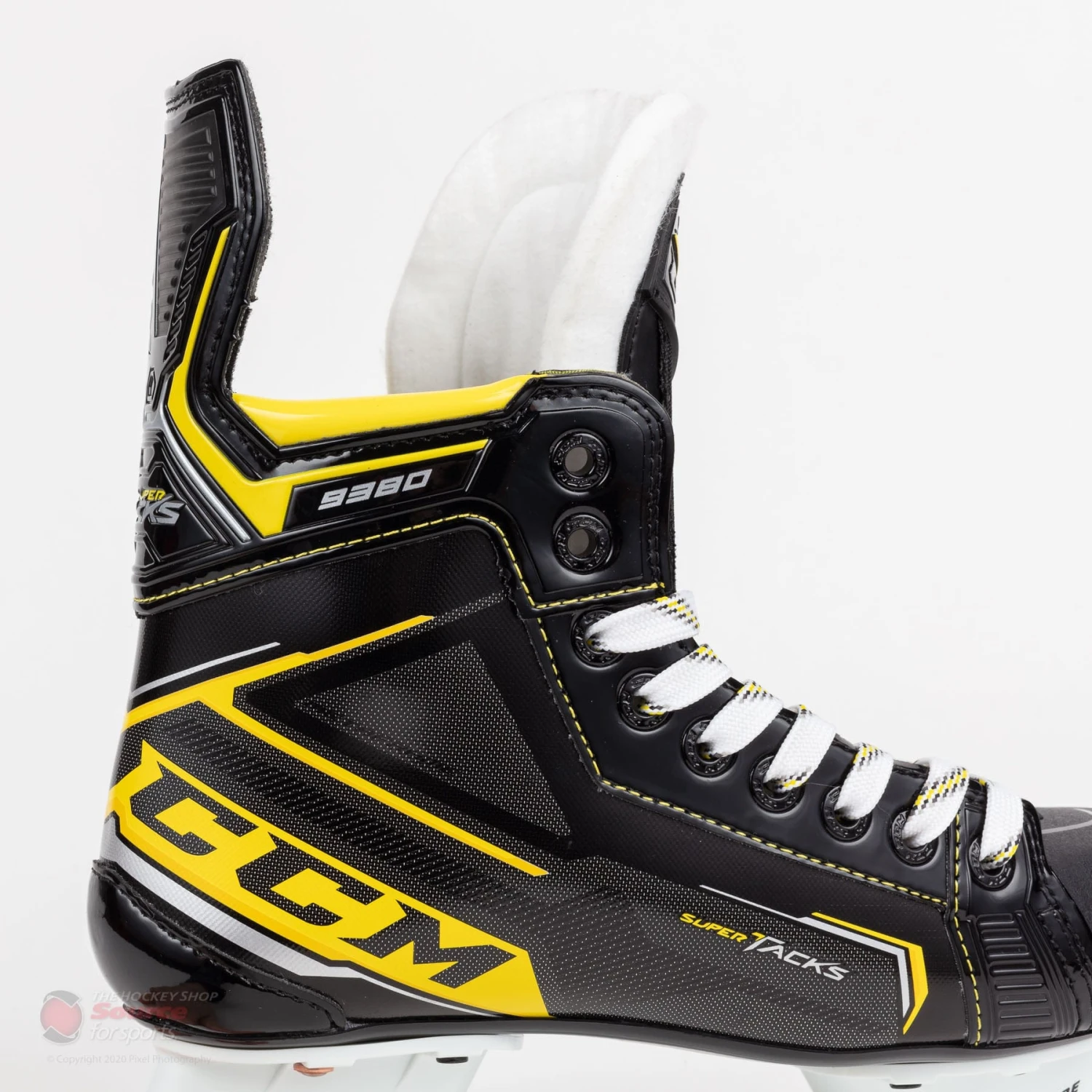 CCM Super Tacks 9380 Junior Hockey Skates - Image 2