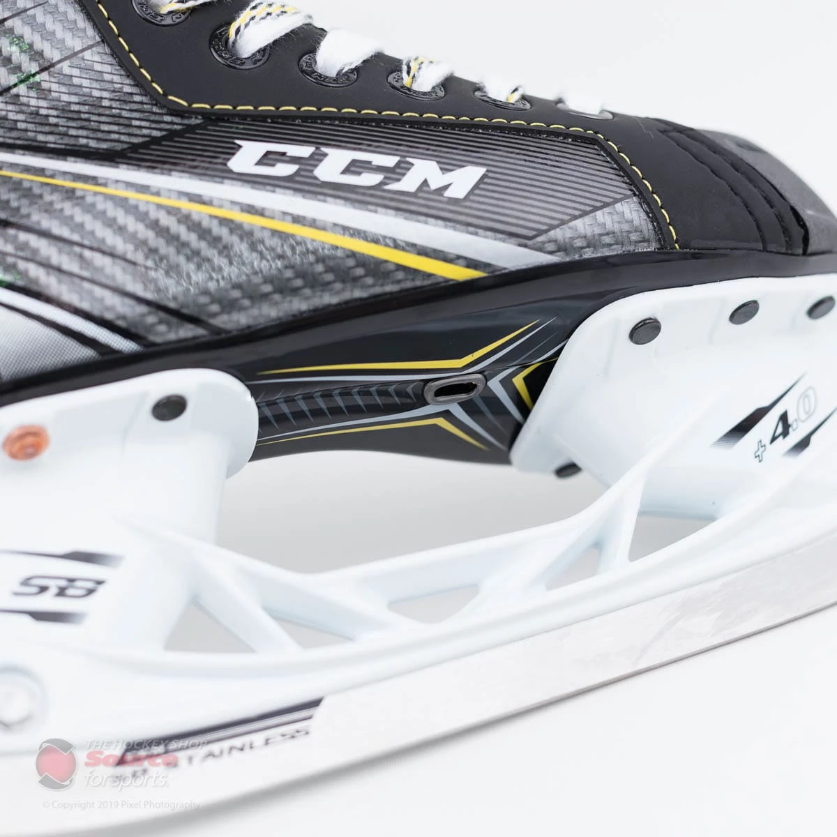 CCM Tacks Vector Junior Skates (2018) - Image 11