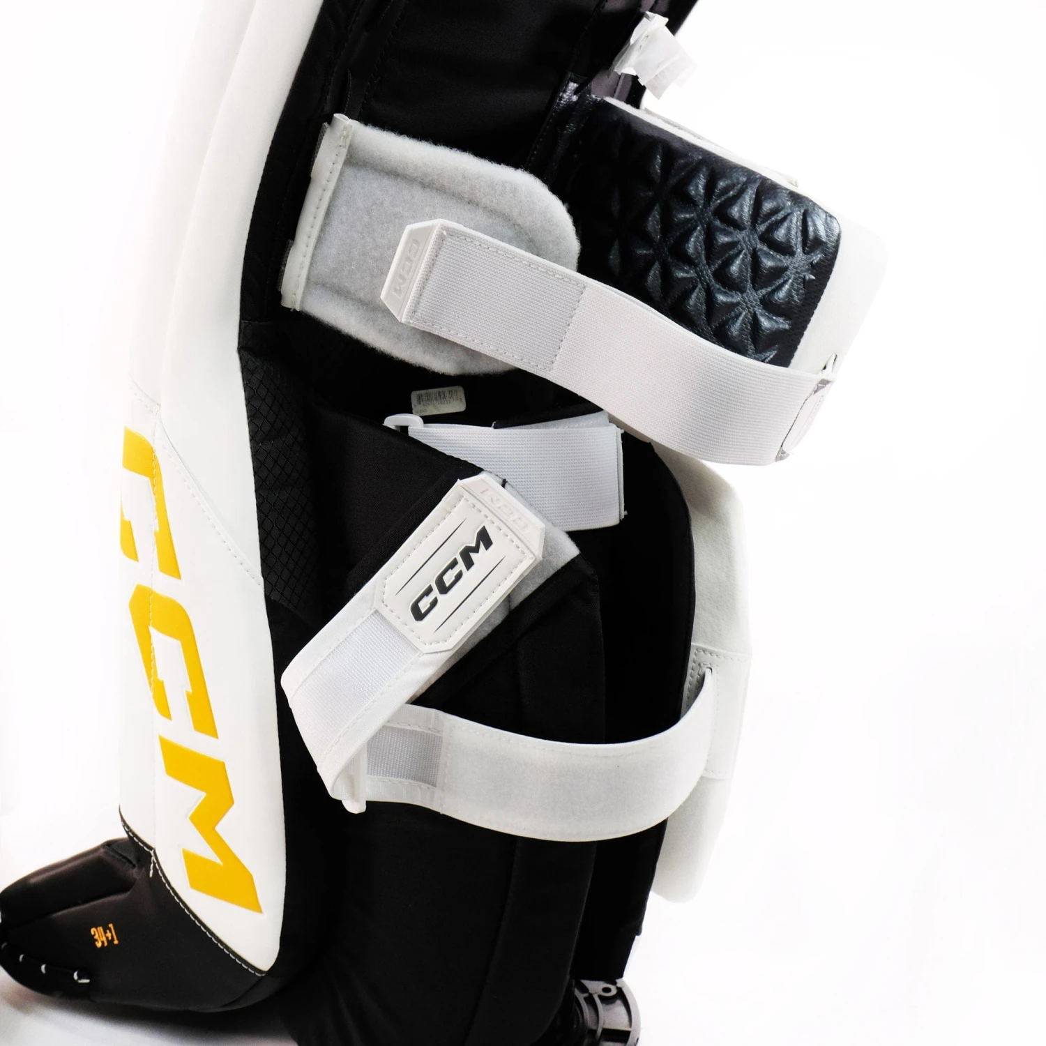 CCM Axis 2.9 Senior Goalie Leg Pads - Image 7