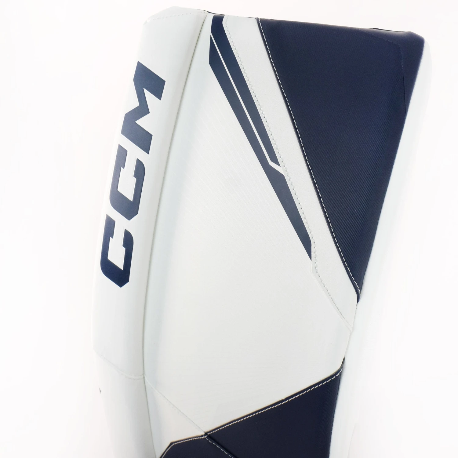 CCM Axis 2.9 Senior Goalie Leg Pads - Image 14