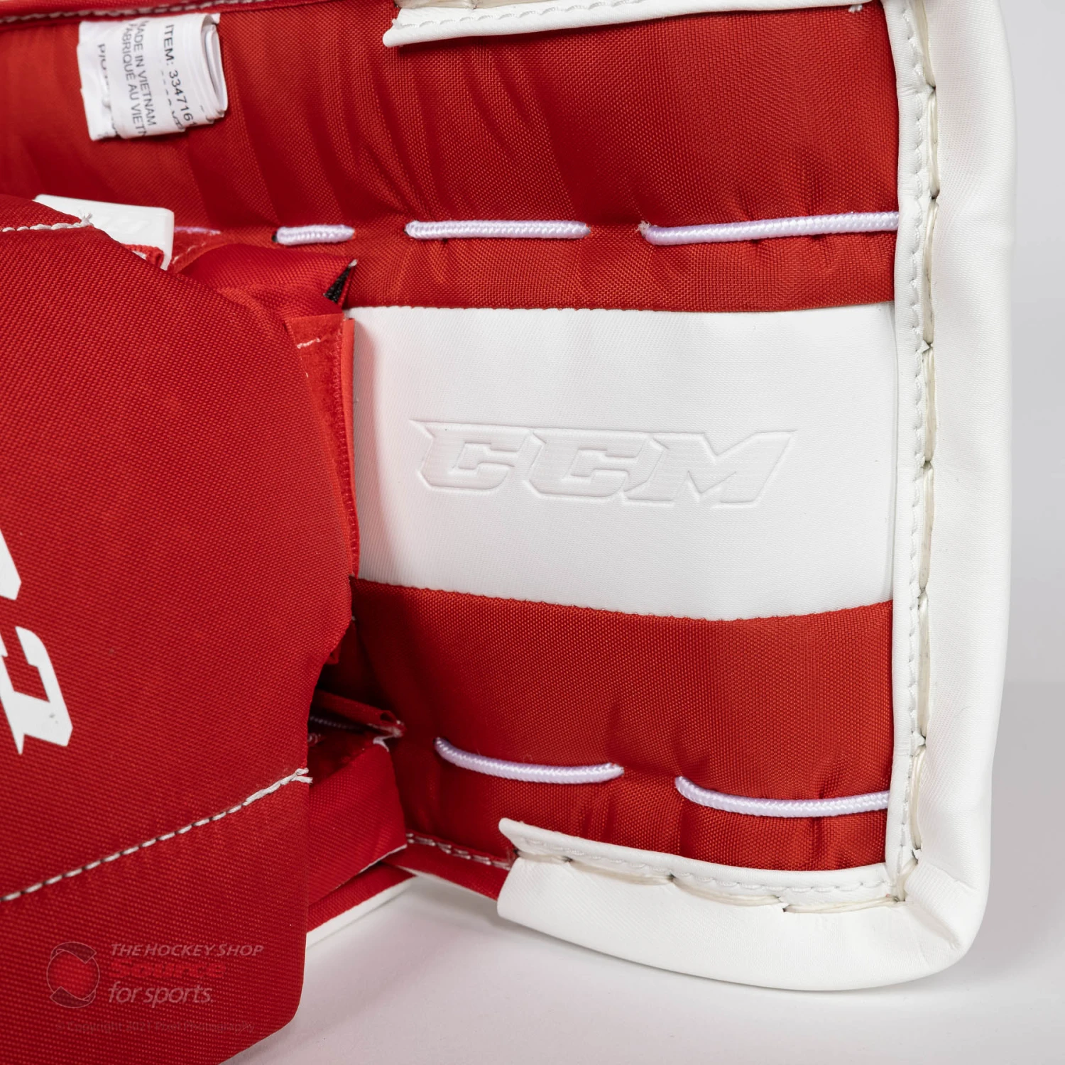 CCM Extreme Flex E5.5 Youth Goalie Leg Pads - Image 8