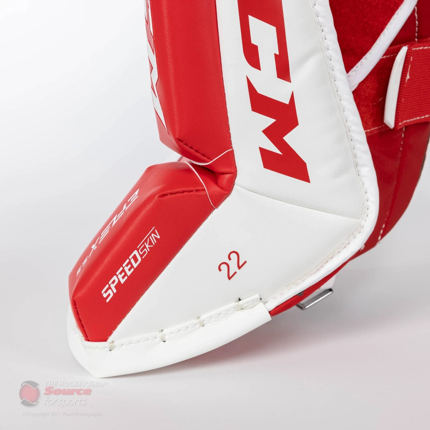 CCM Extreme Flex E5.5 Youth Goalie Leg Pads - Image 6