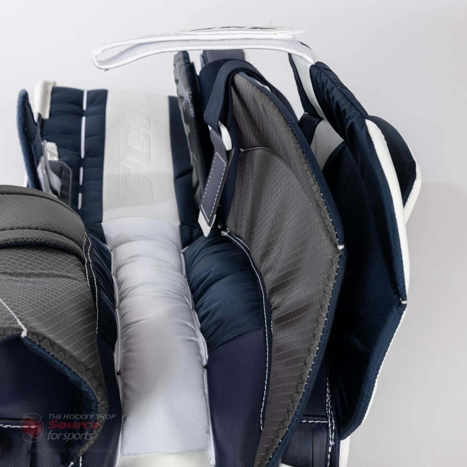 CCM Extreme Flex E5.9 Intermediate Goalie Leg Pads - Image 18