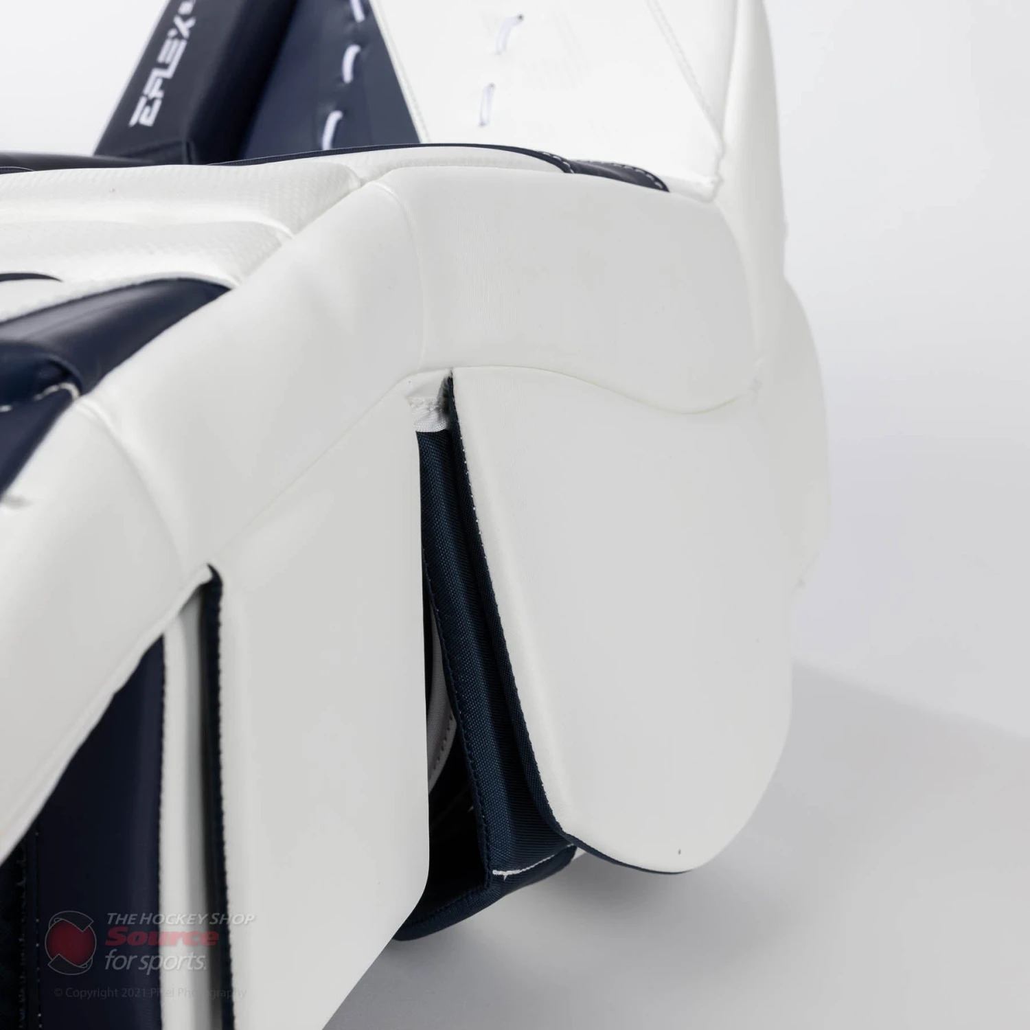 CCM Extreme Flex E5.9 Intermediate Goalie Leg Pads - Image 8