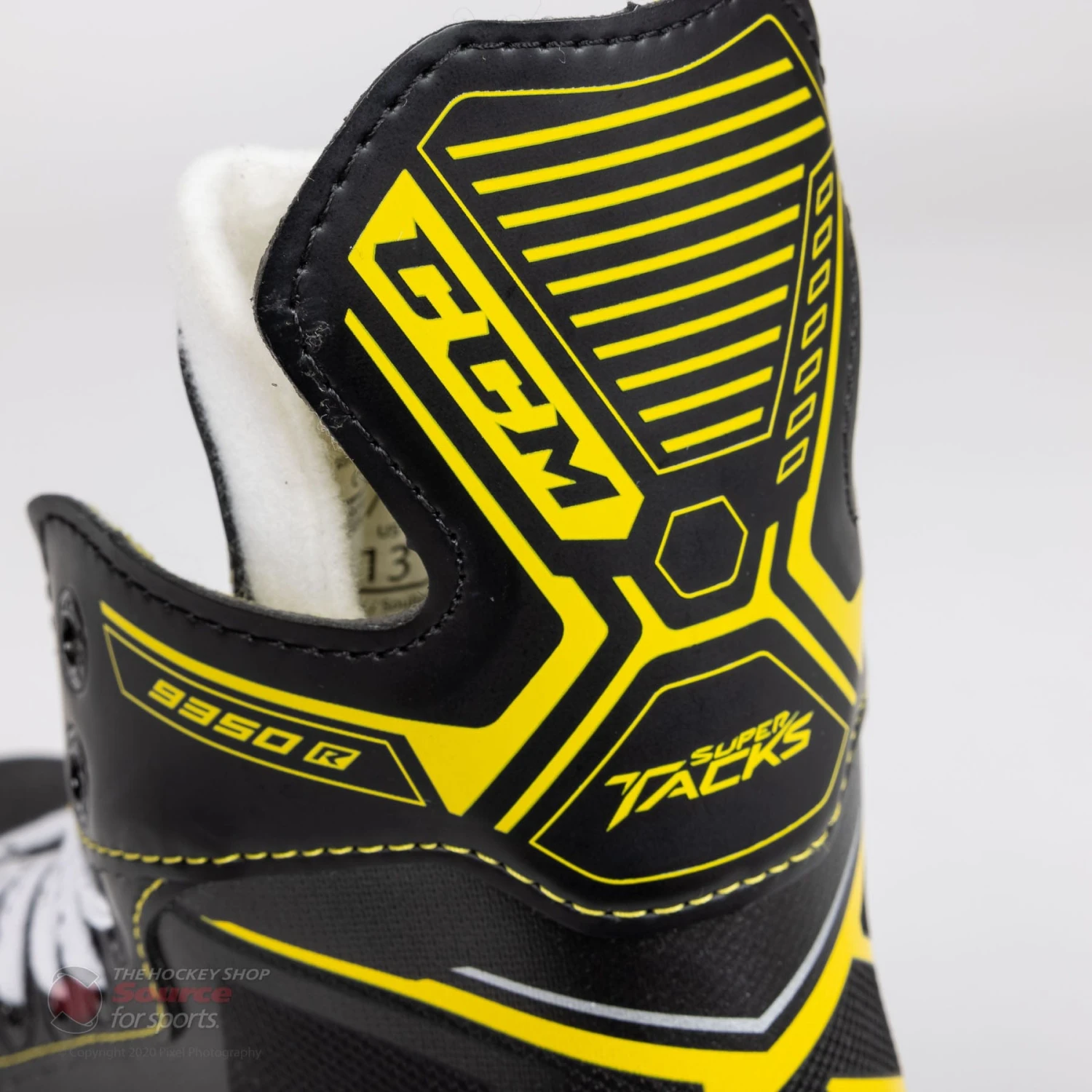 CCM Super Tacks 9350R Youth Roller Hockey Skates - Image 5