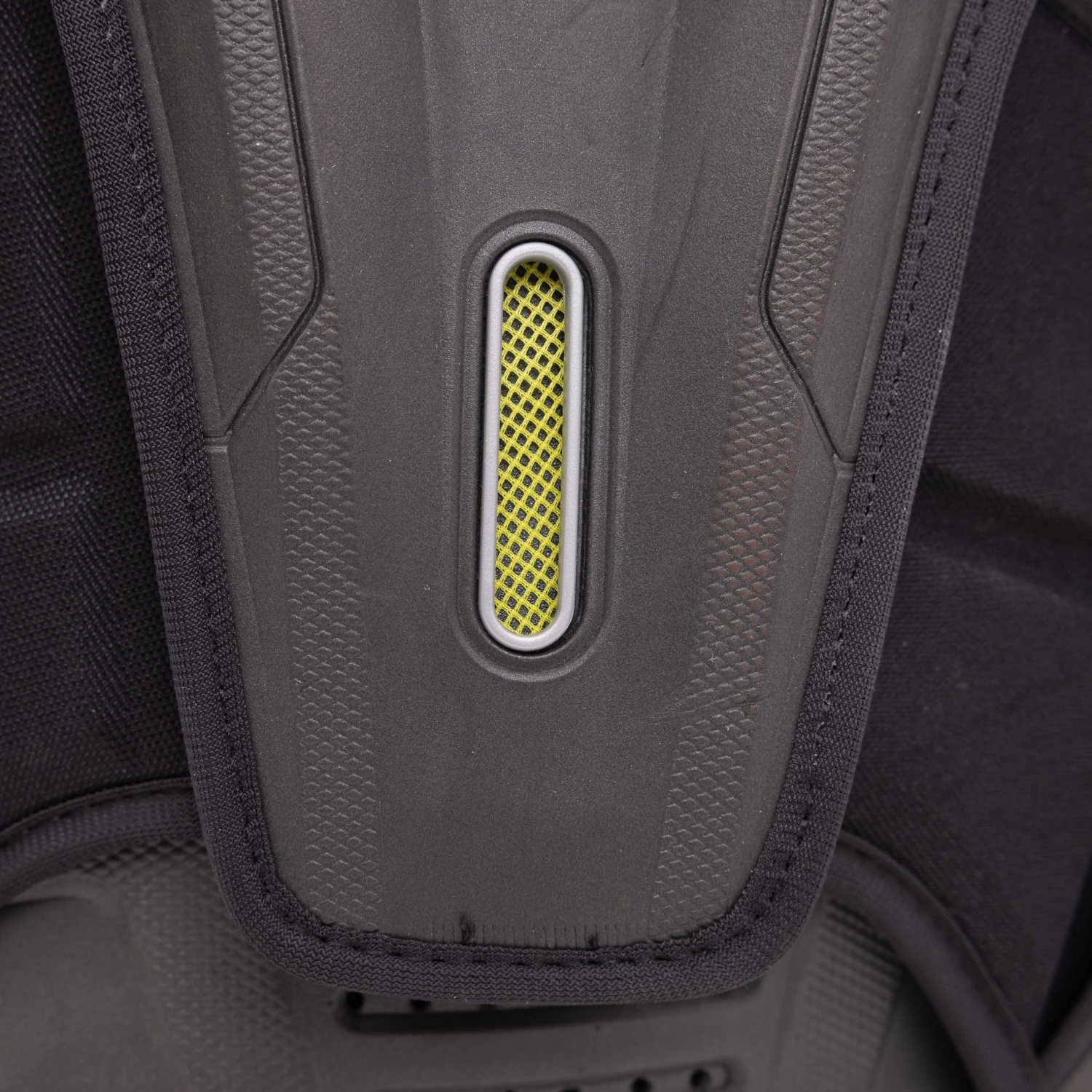 CCM Tacks AS-V Senior Hockey Shoulder Pads - Image 6