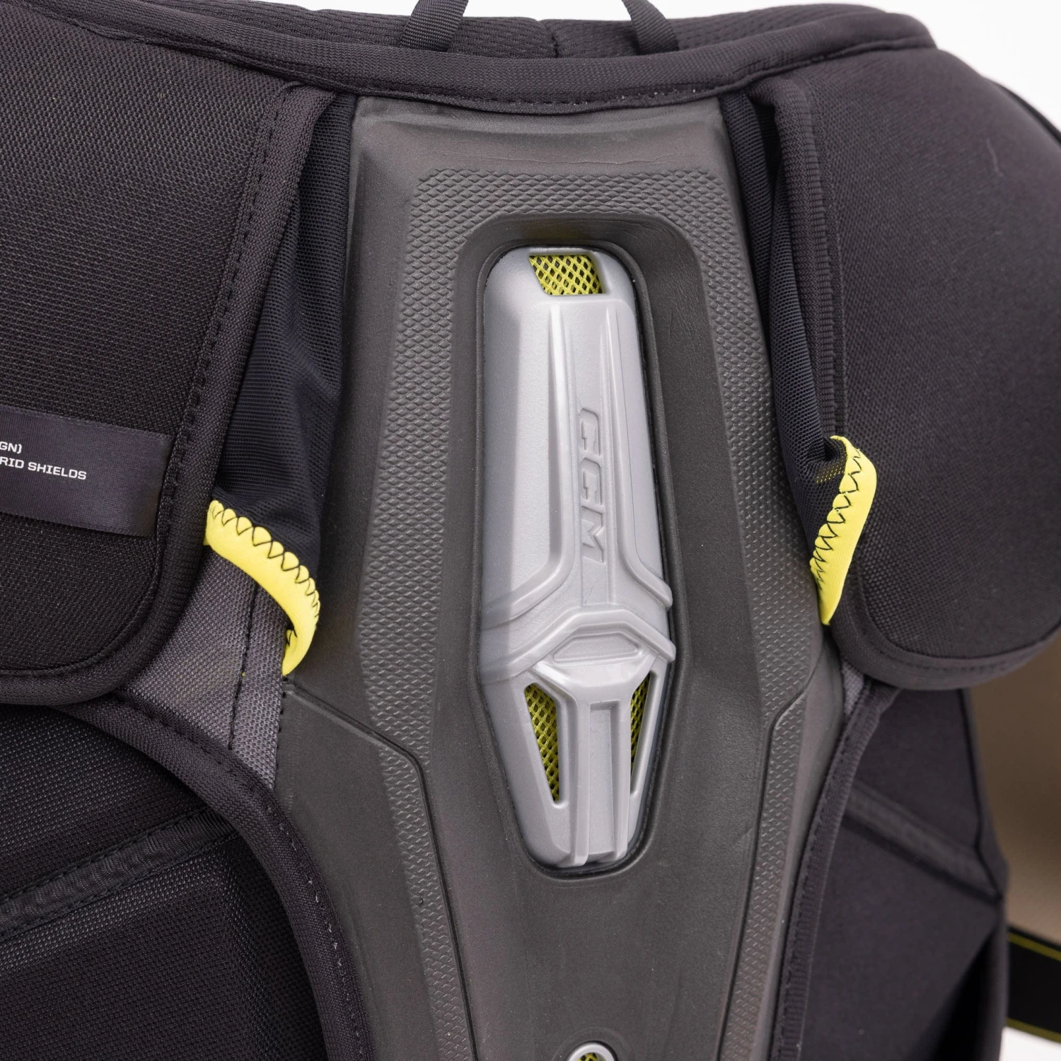CCM Tacks AS-V Senior Hockey Shoulder Pads - Image 4
