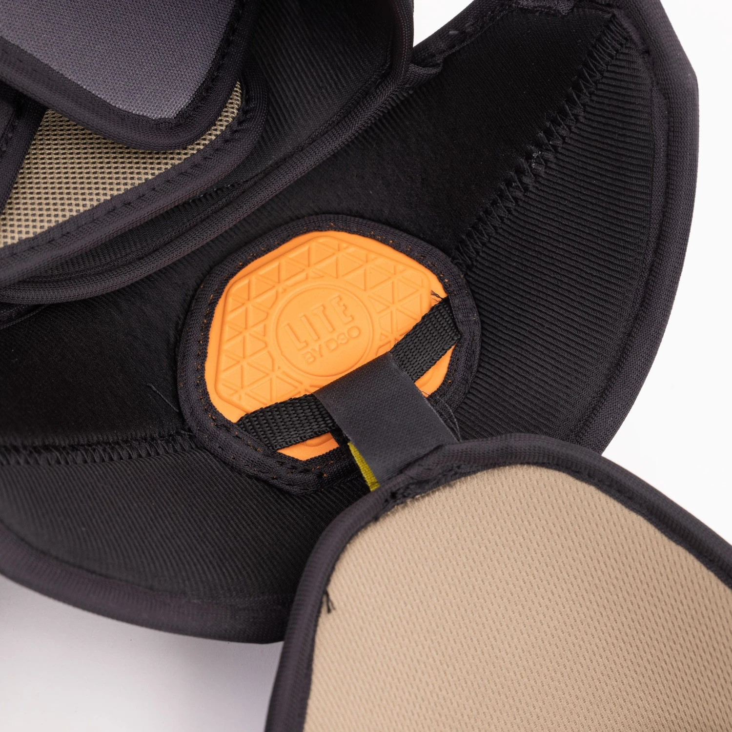 CCM Tacks AS-V Senior Hockey Shoulder Pads - Image 15