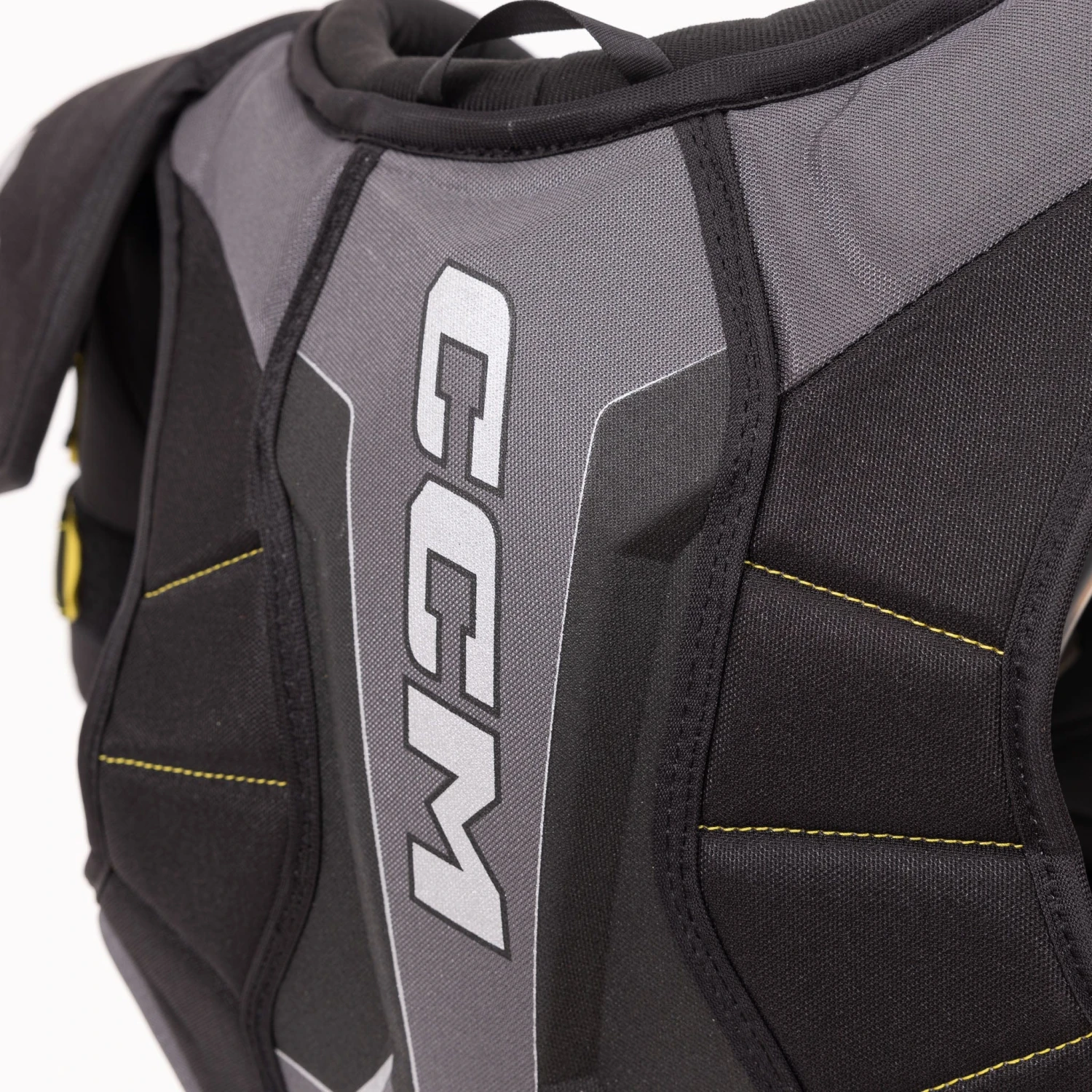 CCM Tacks Vector Plus Junior Hockey Shoulder Pads - Image 4