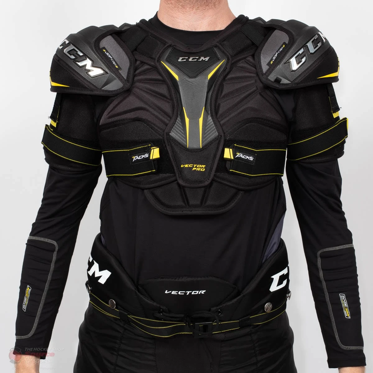 CCM Tacks Vector Pro Senior Hockey Shoulder Pads (2020) - Image 2