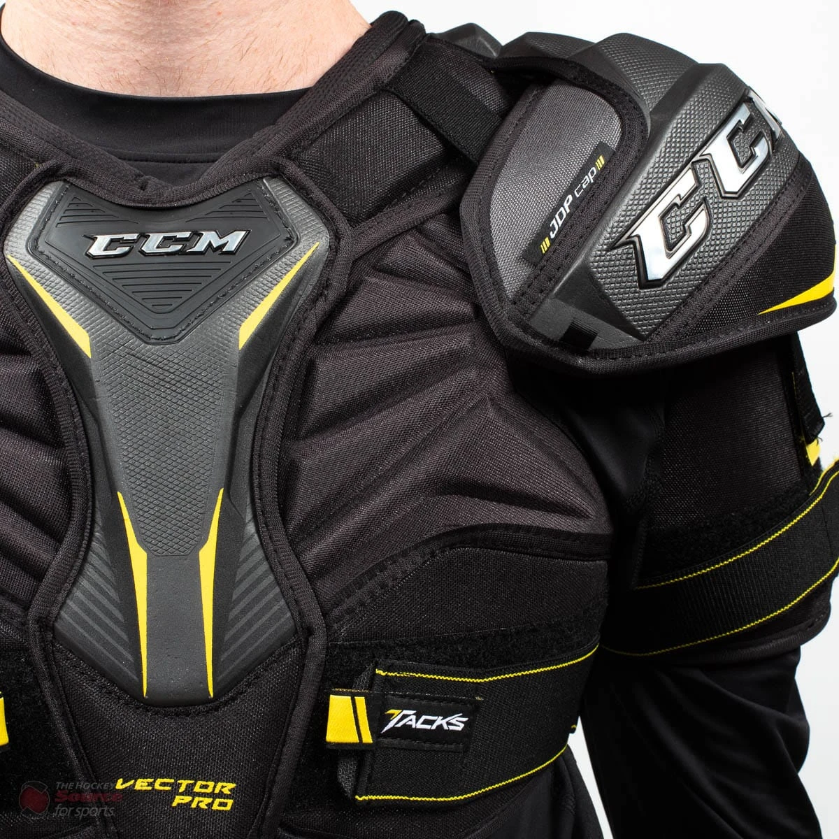 CCM Tacks Vector Pro Senior Hockey Shoulder Pads (2020) - Image 3