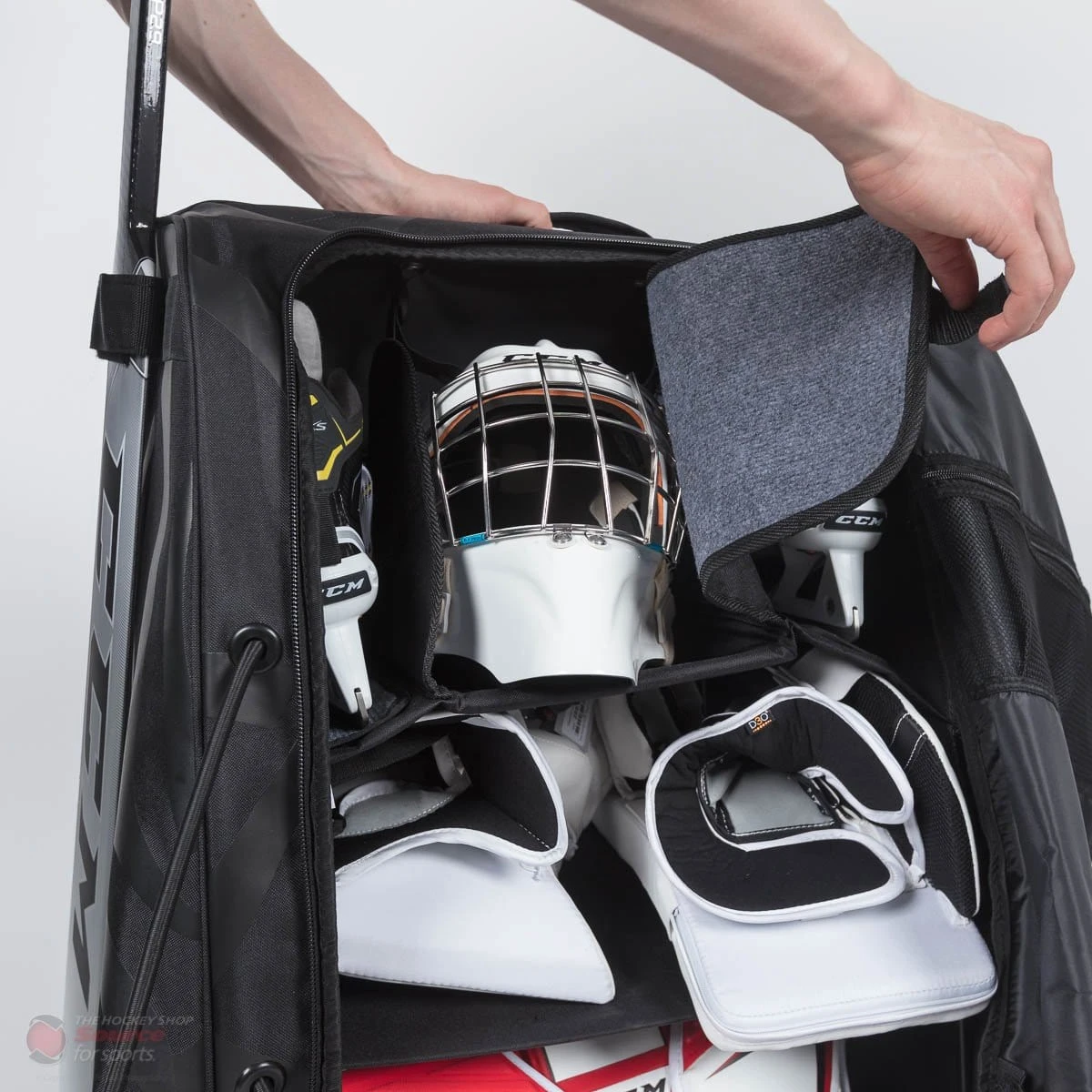 Grit GT4 Sumo Junior Tower Goalie Wheel Bag - Image 15