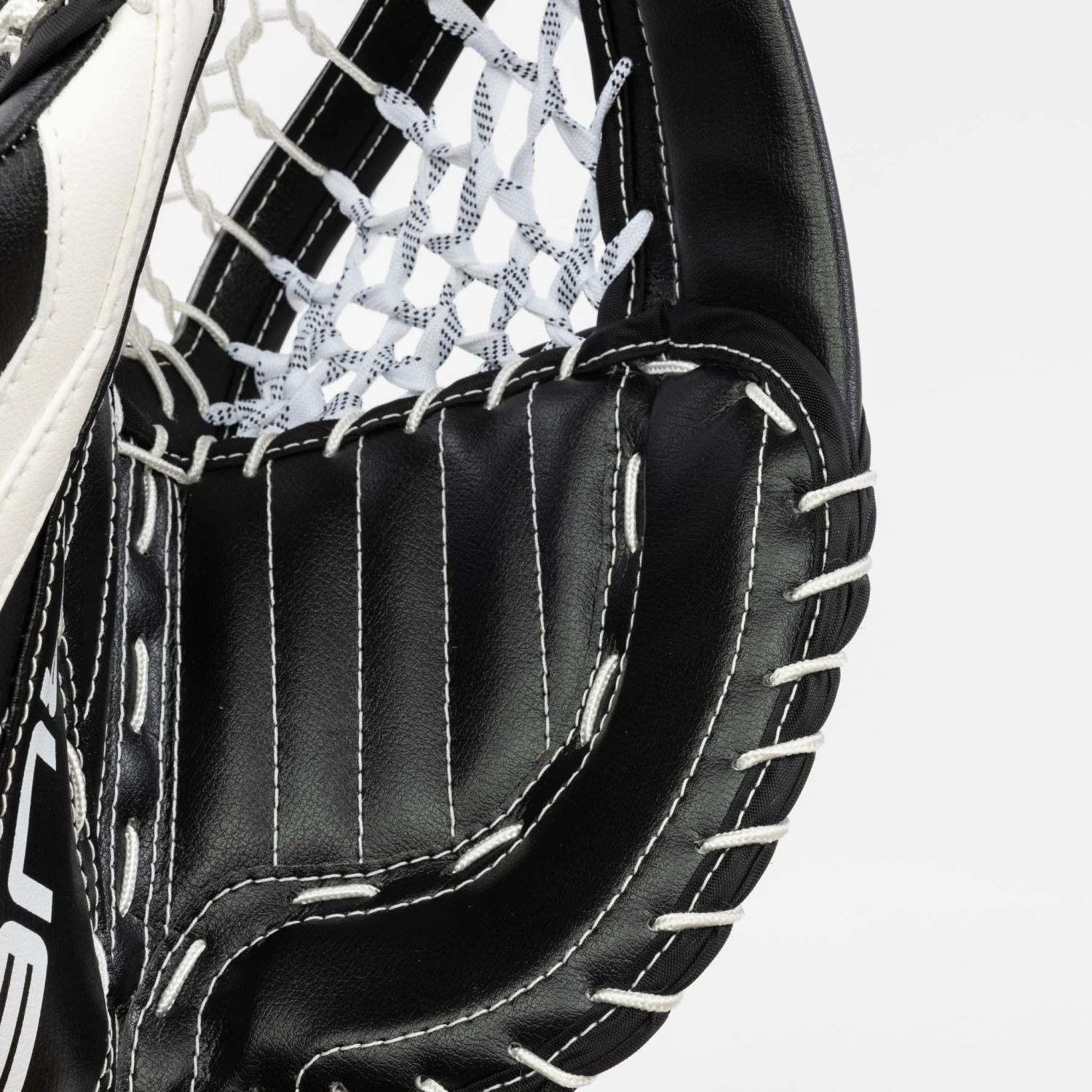 TRUE L12.2 Senior Goalie Catcher - Domestic (600 Degree) - Image 5